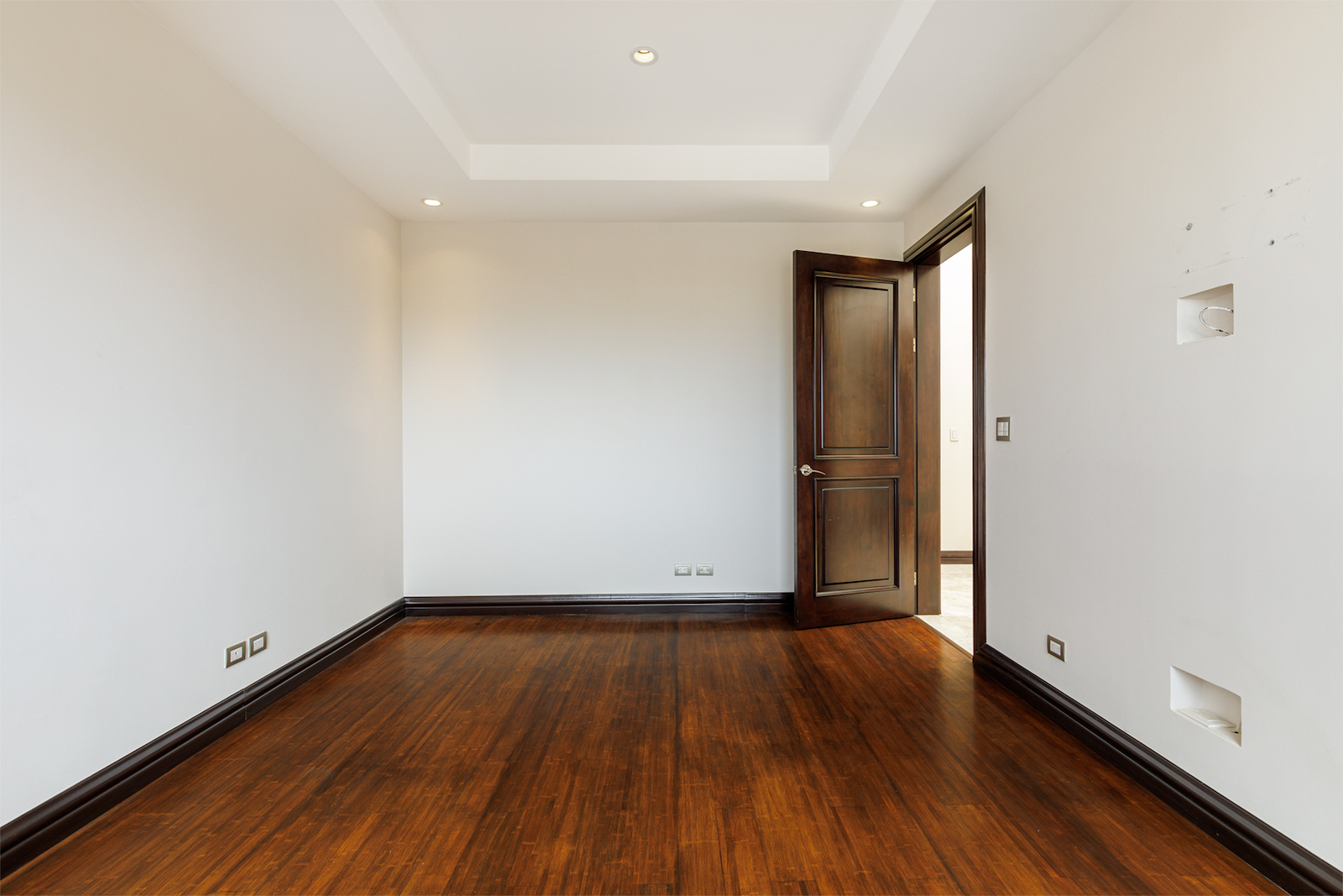 4 bed Single Family Homes For Sale in Escazu, San Jose - thumb 20