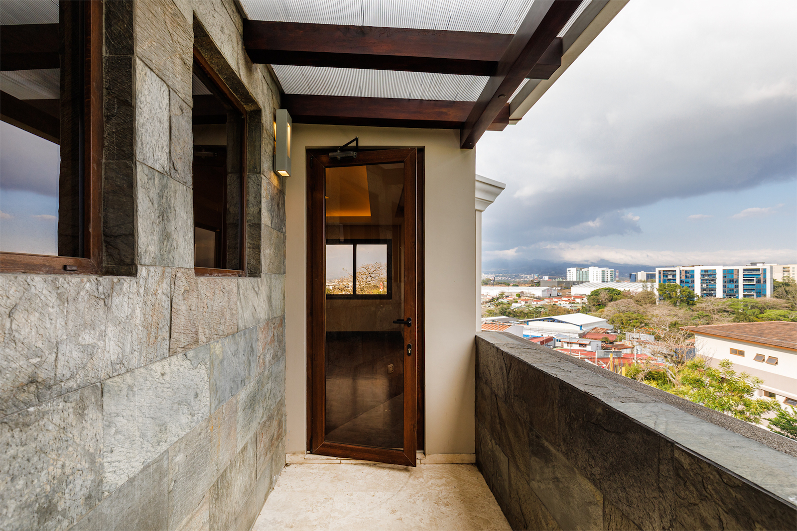 4 bed Single Family Homes For Sale in Escazu, San Jose - thumb 17