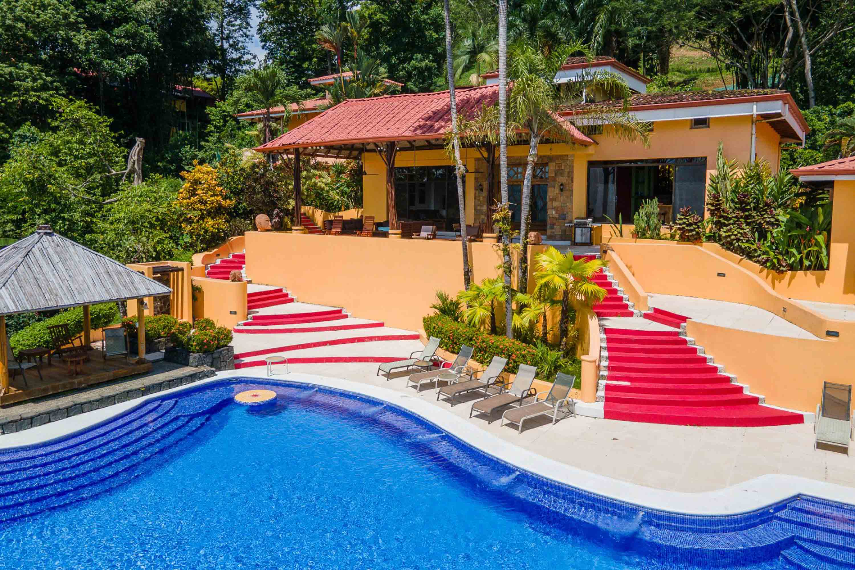 10 bed Single Family Homes For Sale in Dominical, Puntarenas - thumb 28