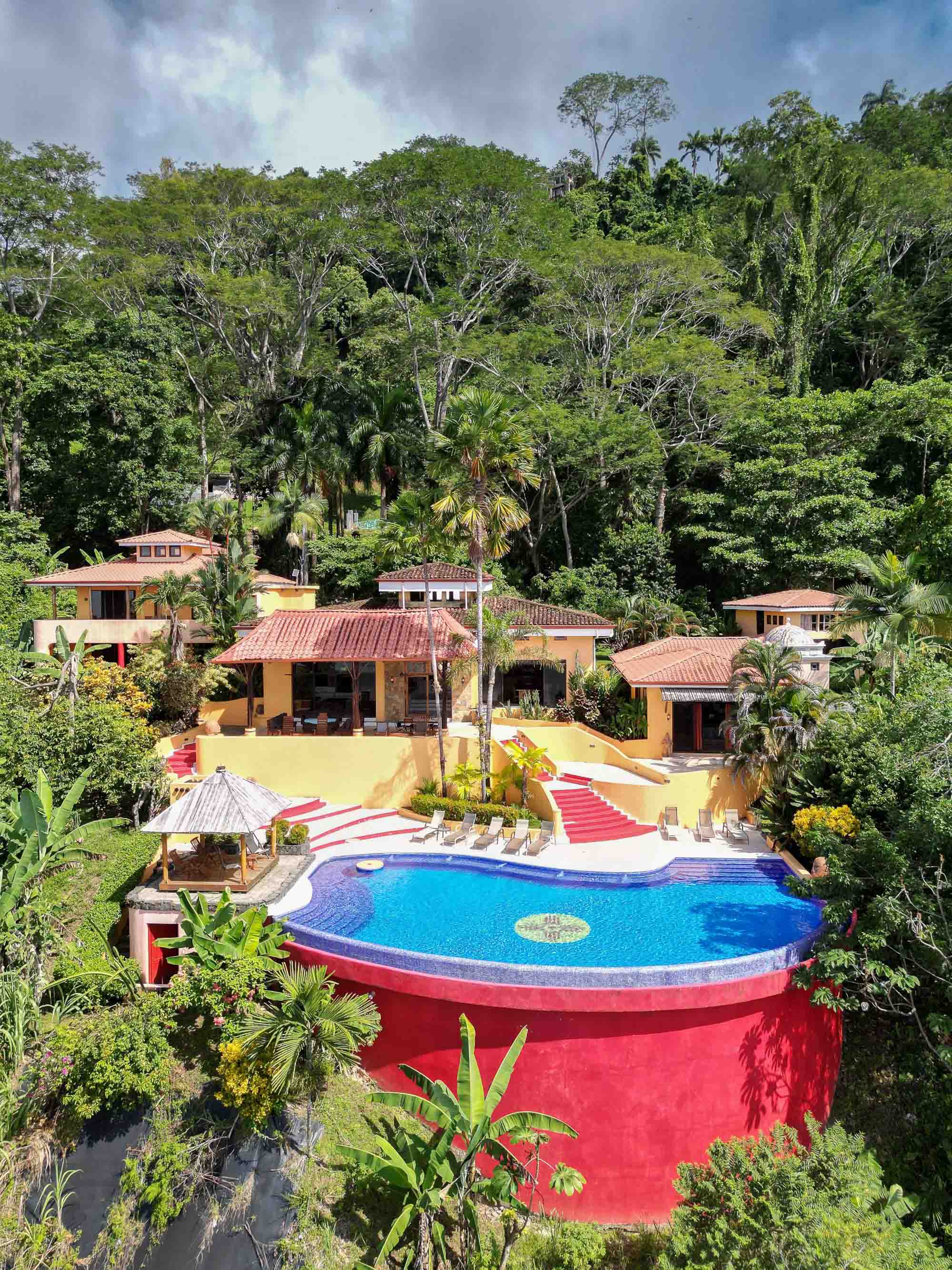 10 bed Single Family Homes For Sale in Dominical, Puntarenas - thumb 26