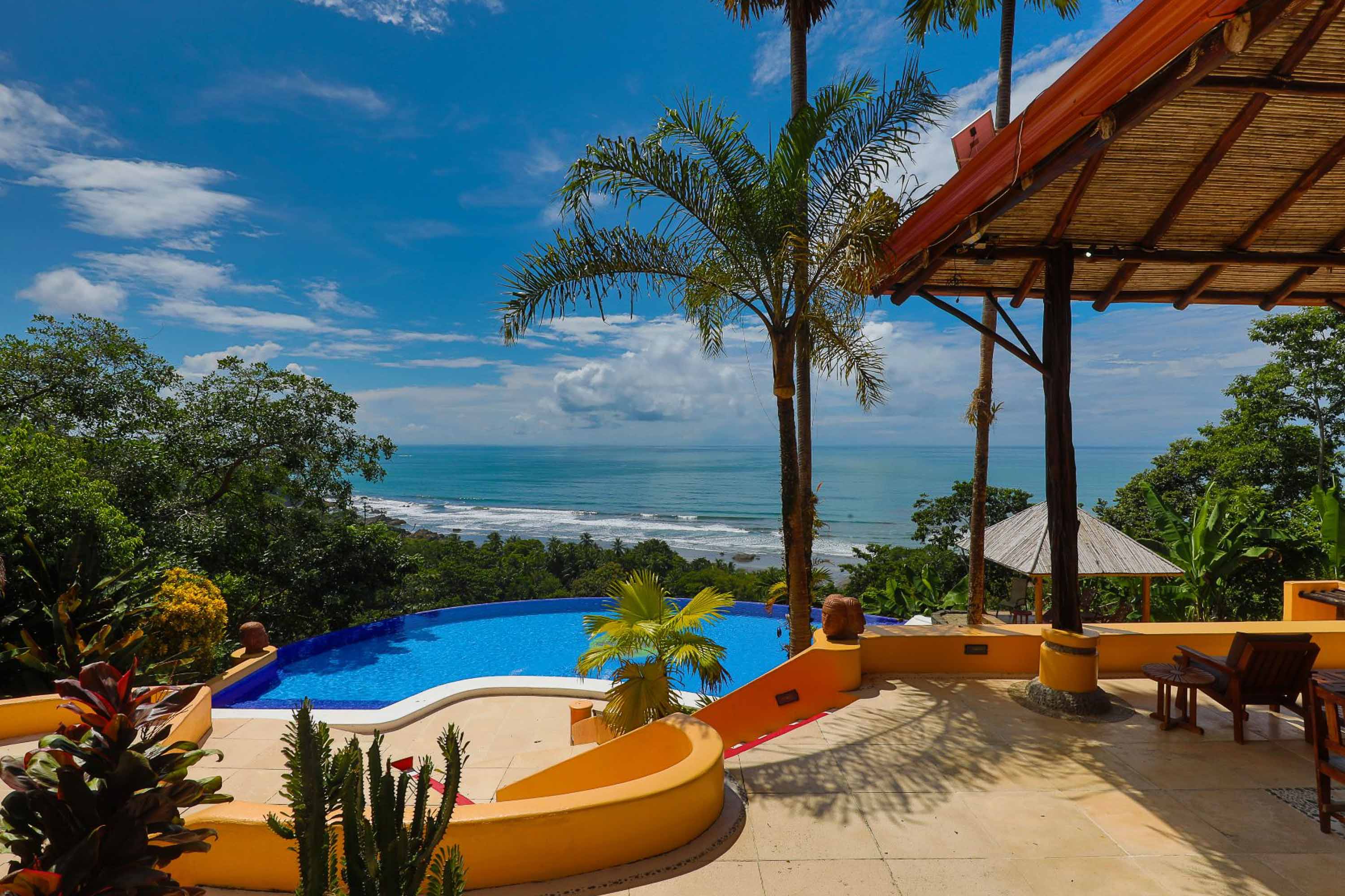 10 bed Single Family Homes For Sale in Dominical, Puntarenas - thumb 9