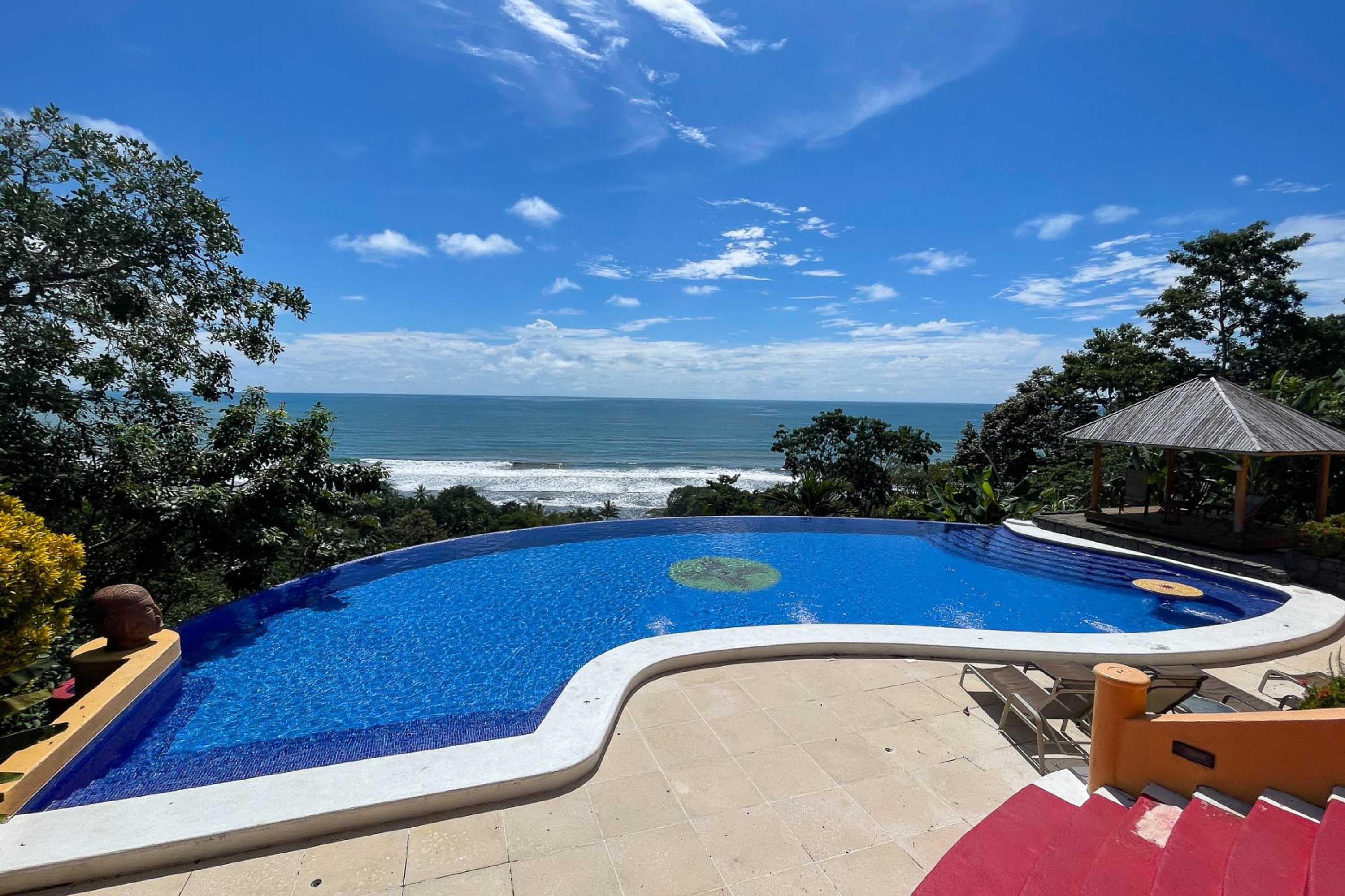 10 bed Single Family Homes For Sale in Dominical, Puntarenas - thumb 13