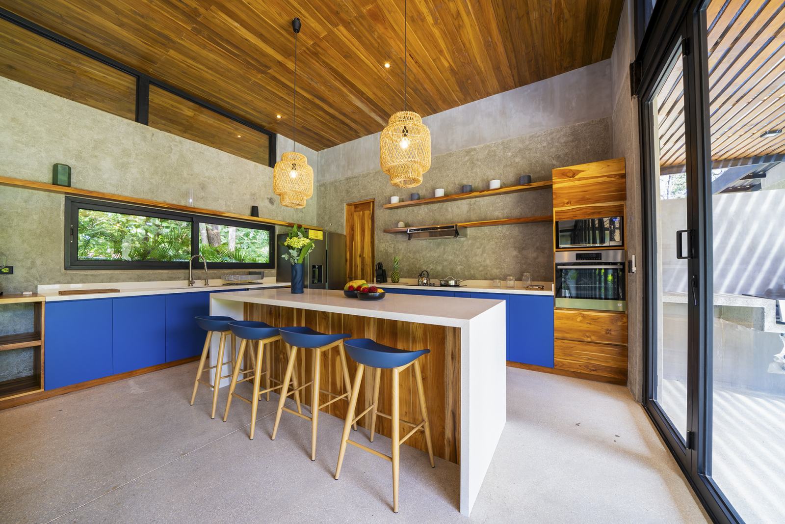 4 bed Single Family Homes For Sale in Tamarindo, Guanacaste - thumb 12