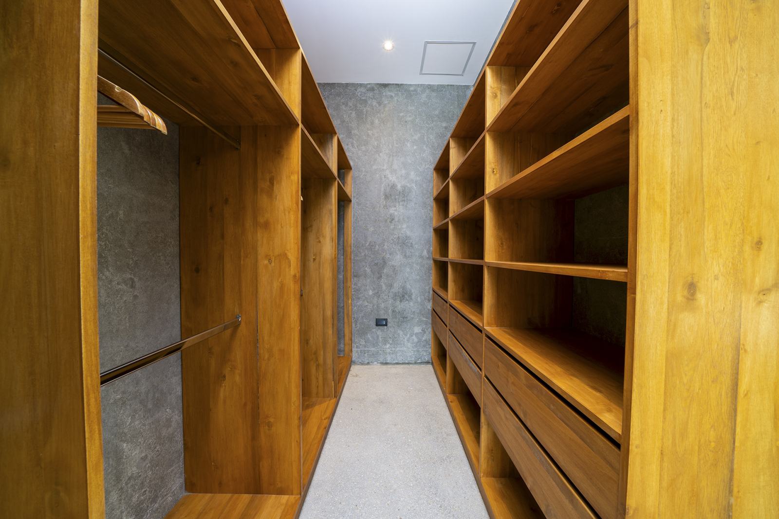 4 bed Single Family Homes For Sale in Tamarindo, Guanacaste - thumb 23