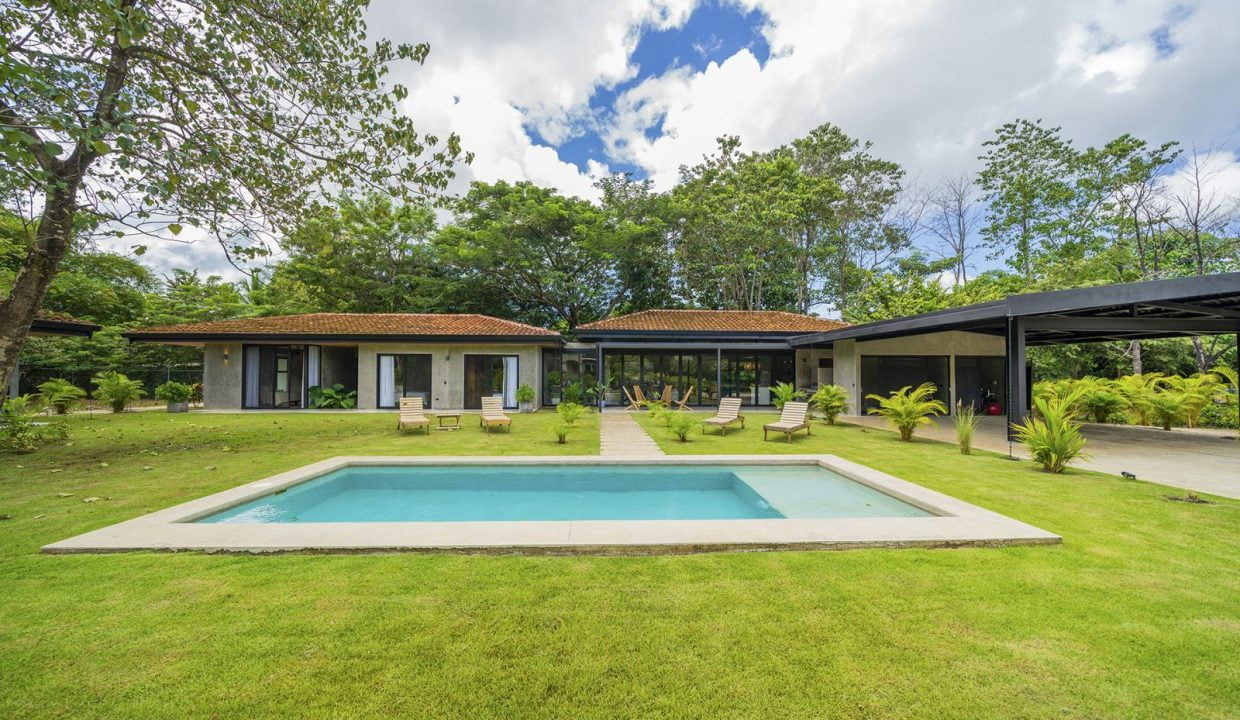 4 bed Single Family Homes For Sale in Tamarindo, Guanacaste - thumb 3