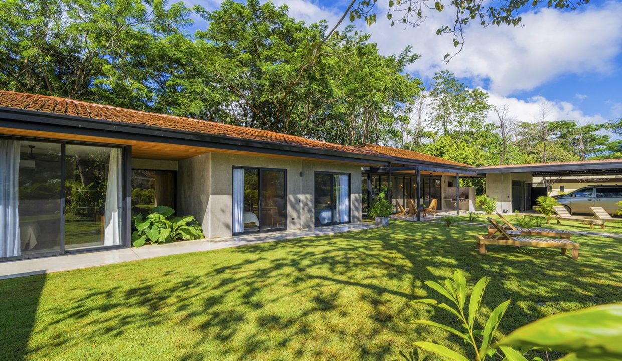 4 bed Single Family Homes For Sale in Tamarindo, Guanacaste - thumb 29