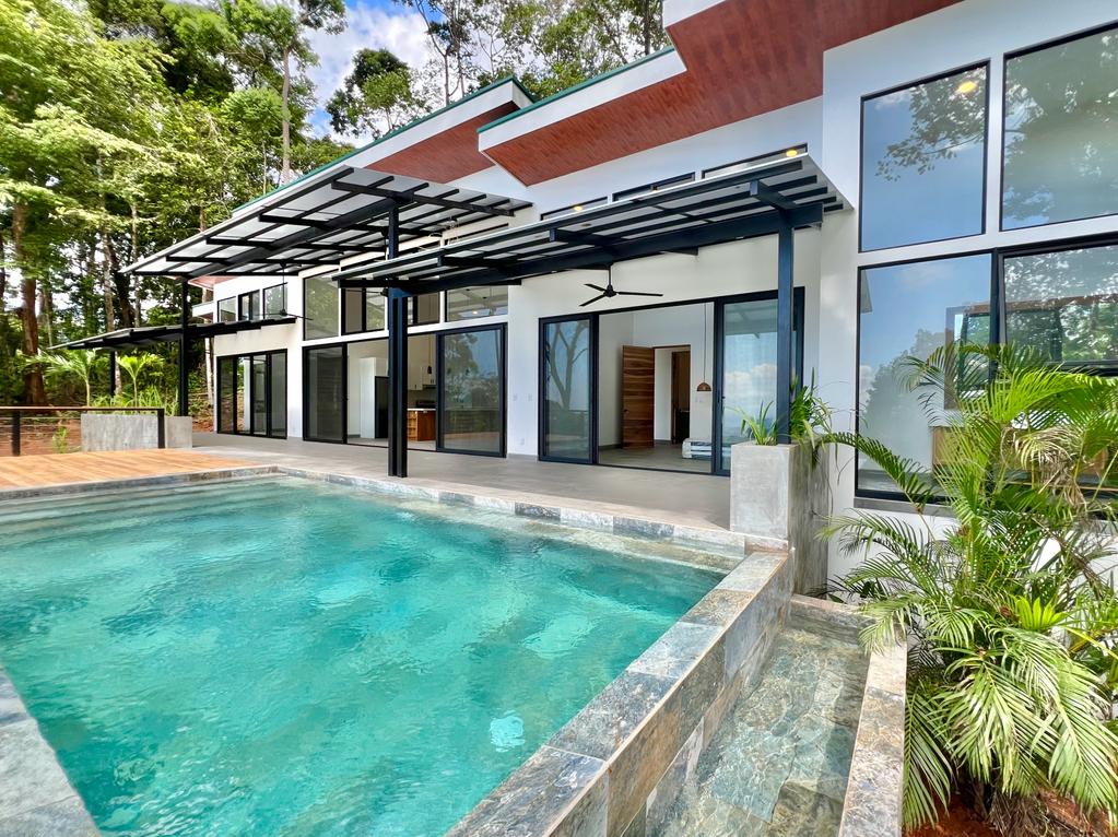 4 bed Single Family Homes For Sale in Dominical, Puntarenas - thumb 9