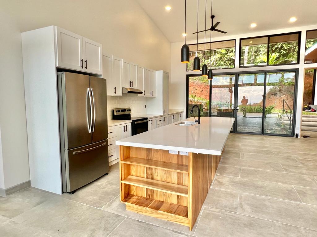 4 bed Single Family Homes For Sale in Dominical, Puntarenas - thumb 22