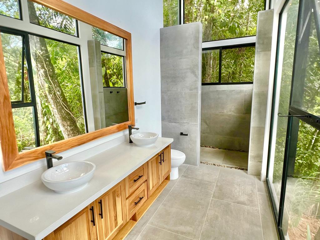 4 bed Single Family Homes For Sale in Dominical, Puntarenas - thumb 29