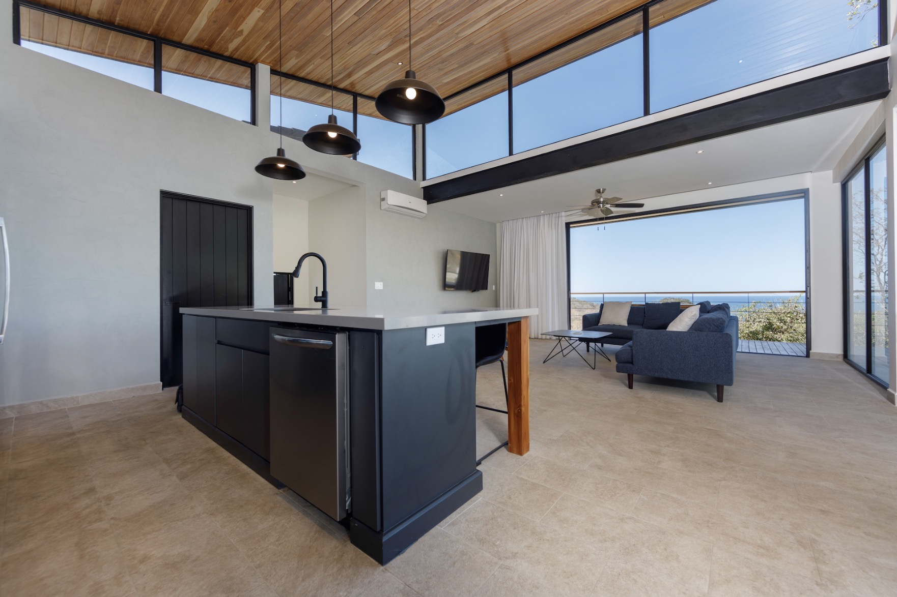 3 bed Single Family Homes For Sale in Playa Grande, Guanacaste - thumb 4