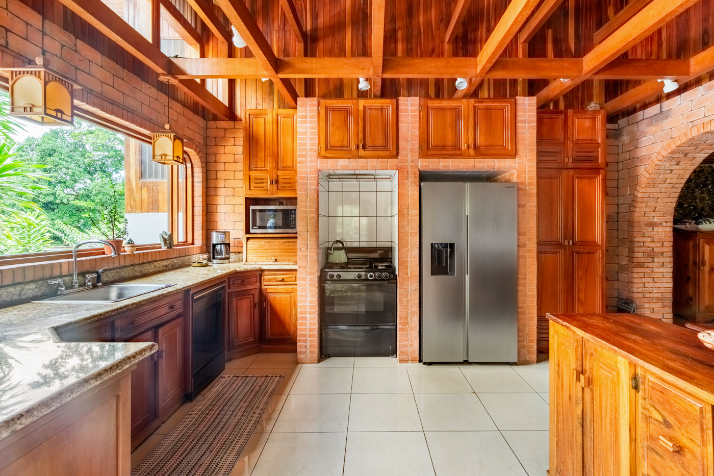 5 bed Single Family Homes For Sale in Perez Zeledon, San Jose - thumb 14