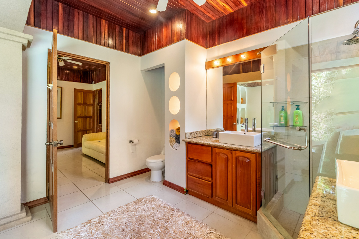 5 bed Single Family Homes For Sale in Perez Zeledon, San Jose - thumb 22