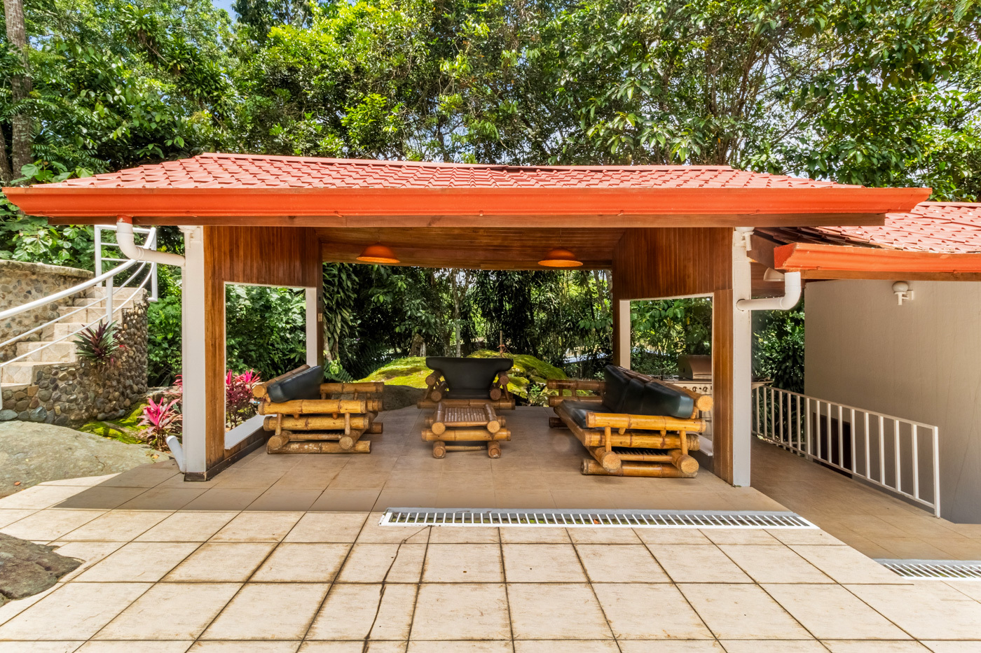 5 bed Single Family Homes For Sale in Perez Zeledon, San Jose - thumb 26