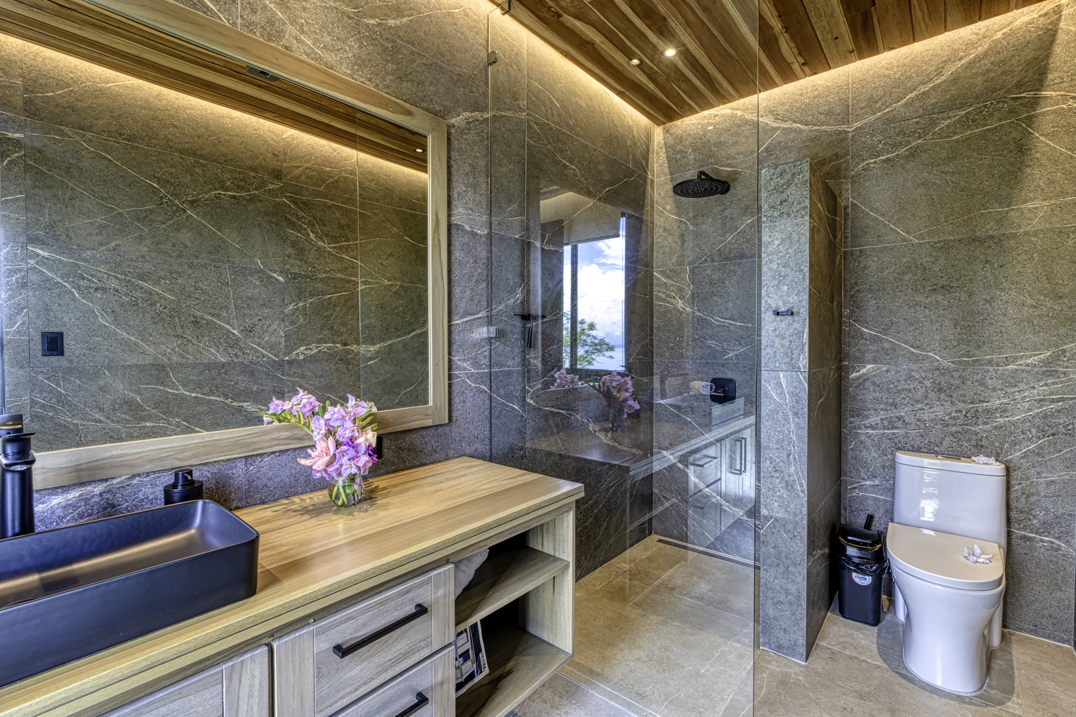 5 bed Single Family Homes For Sale in Uvita, Puntarenas - thumb 26