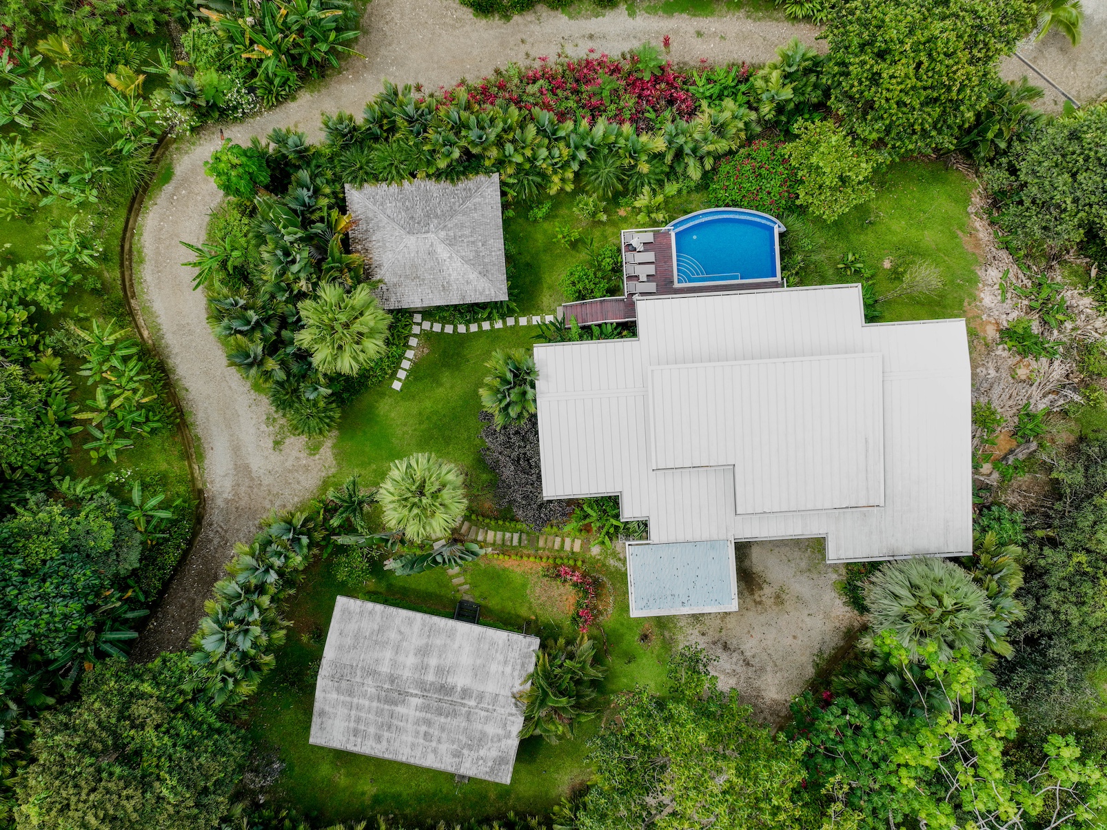 4 bed Single Family Homes For Sale in Uvita, Puntarenas - thumb 2