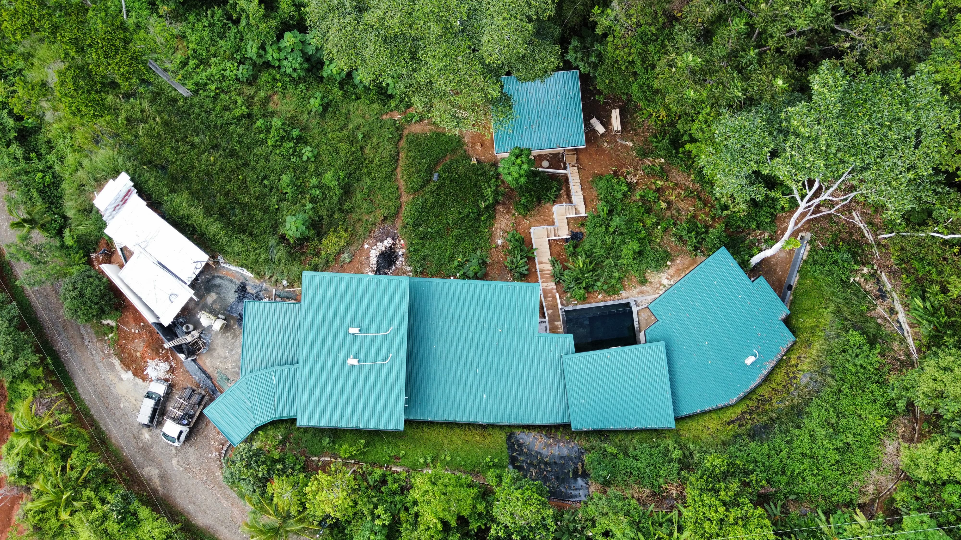 4 bed Single Family Homes For Sale in Dominical, Puntarenas - thumb 5