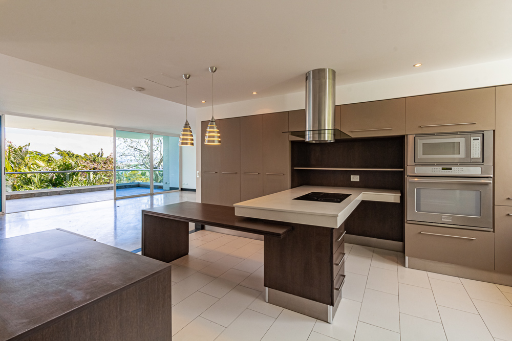 4 bed Condo For Sale in Escazu, San Jose - thumb 2