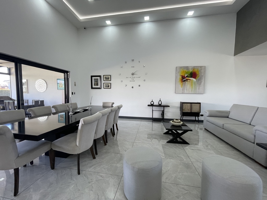 7 bed Single Family Homes For Sale in San Isidro, Heredia - thumb 14