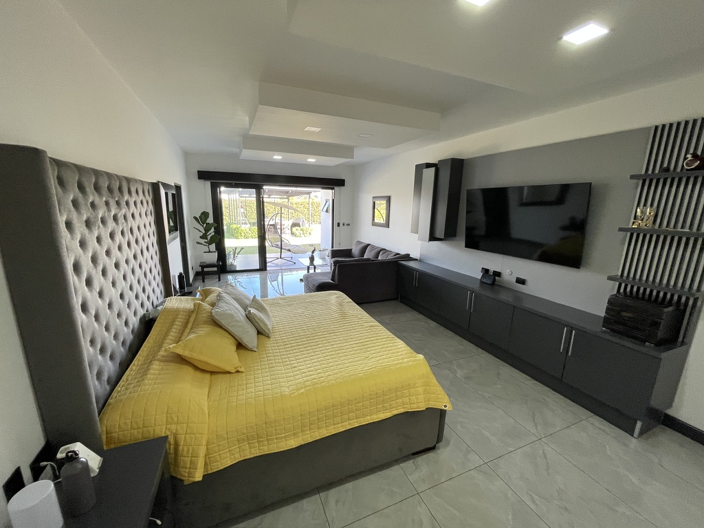 7 bed Single Family Homes For Sale in San Isidro, Heredia - thumb 22