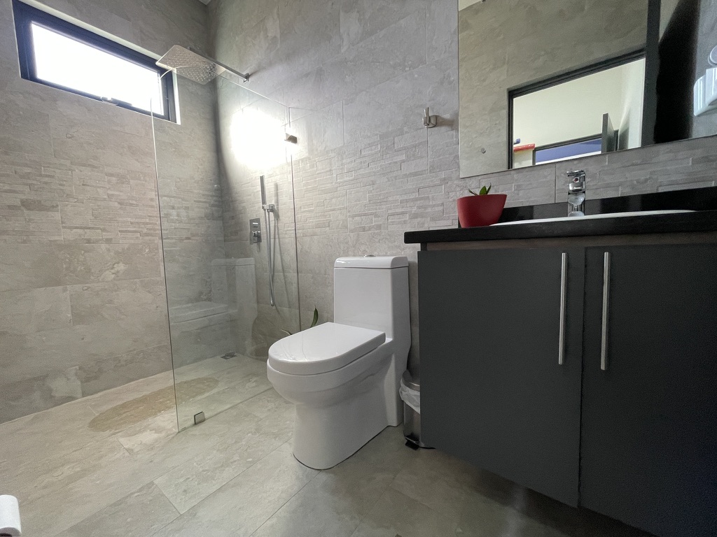 7 bed Single Family Homes For Sale in San Isidro, Heredia - thumb 29