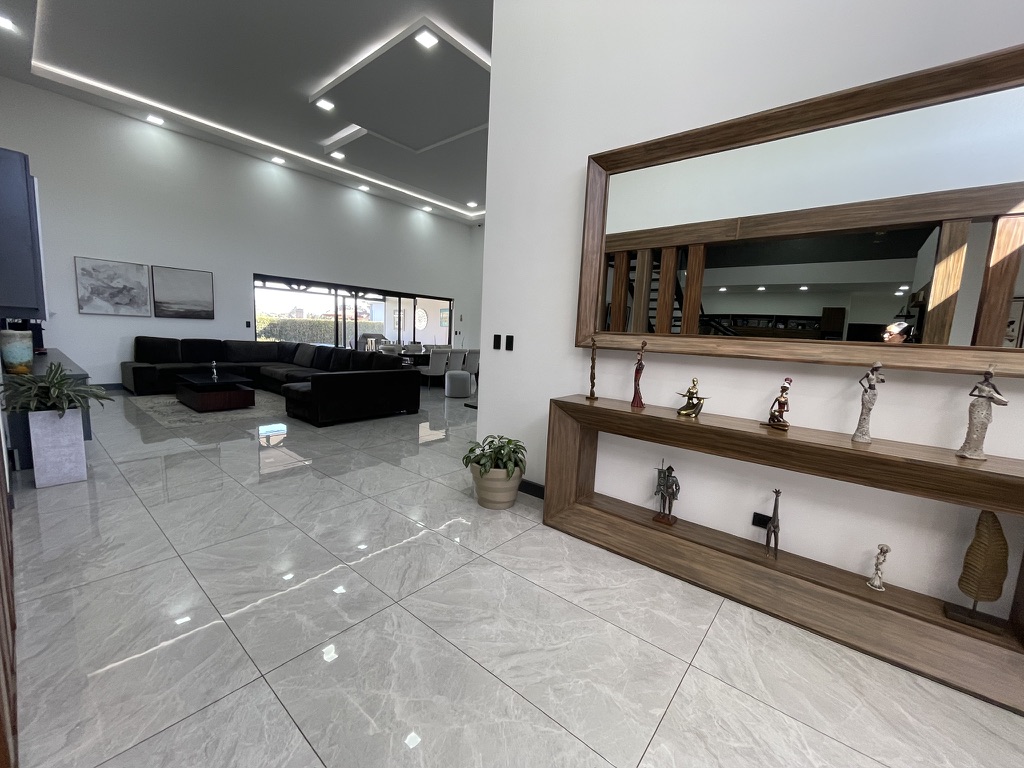 7 bed Single Family Homes For Sale in San Isidro, Heredia - thumb 8