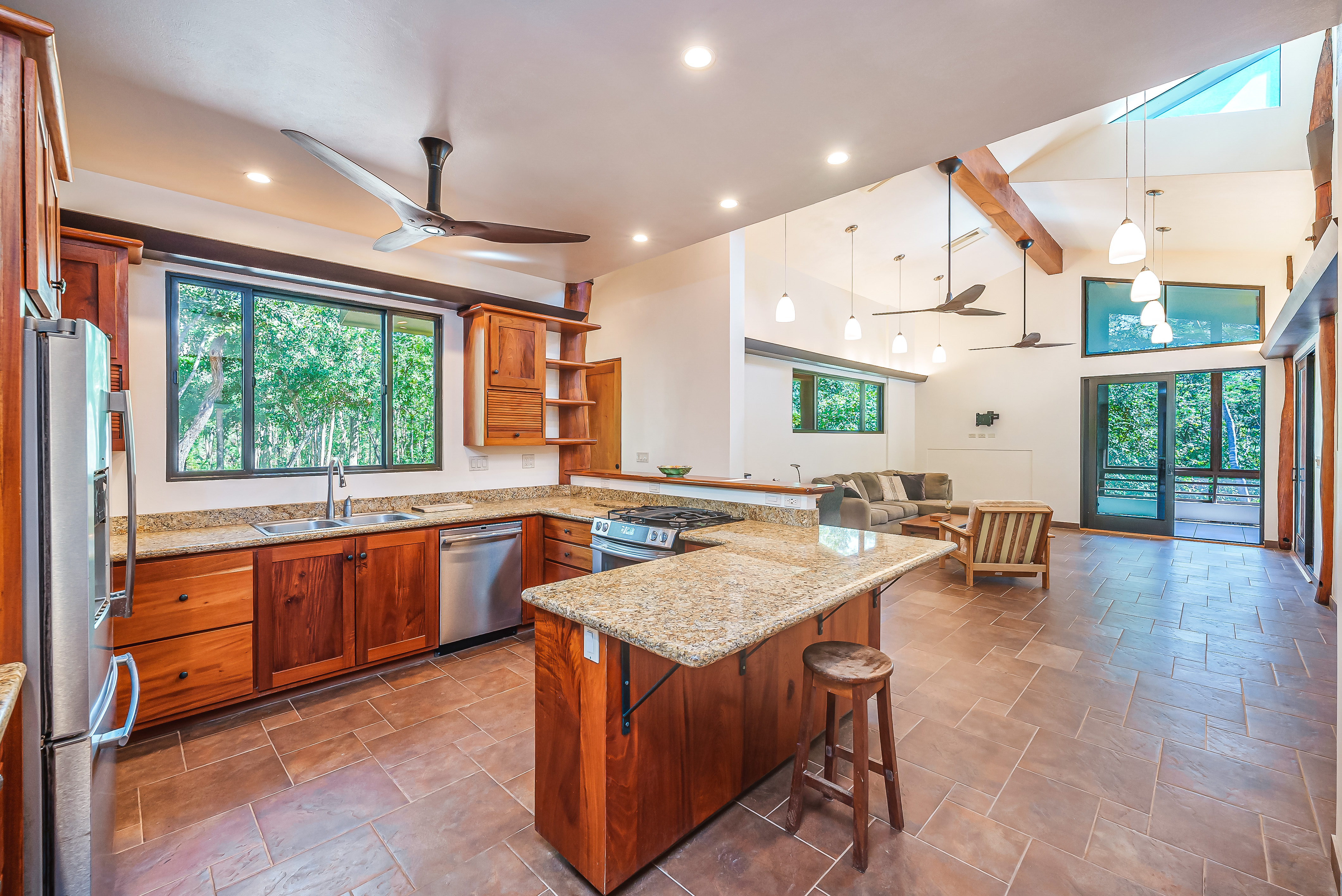 4 bed Single Family Homes For Sale in Junquillal, Guanacaste - thumb 5