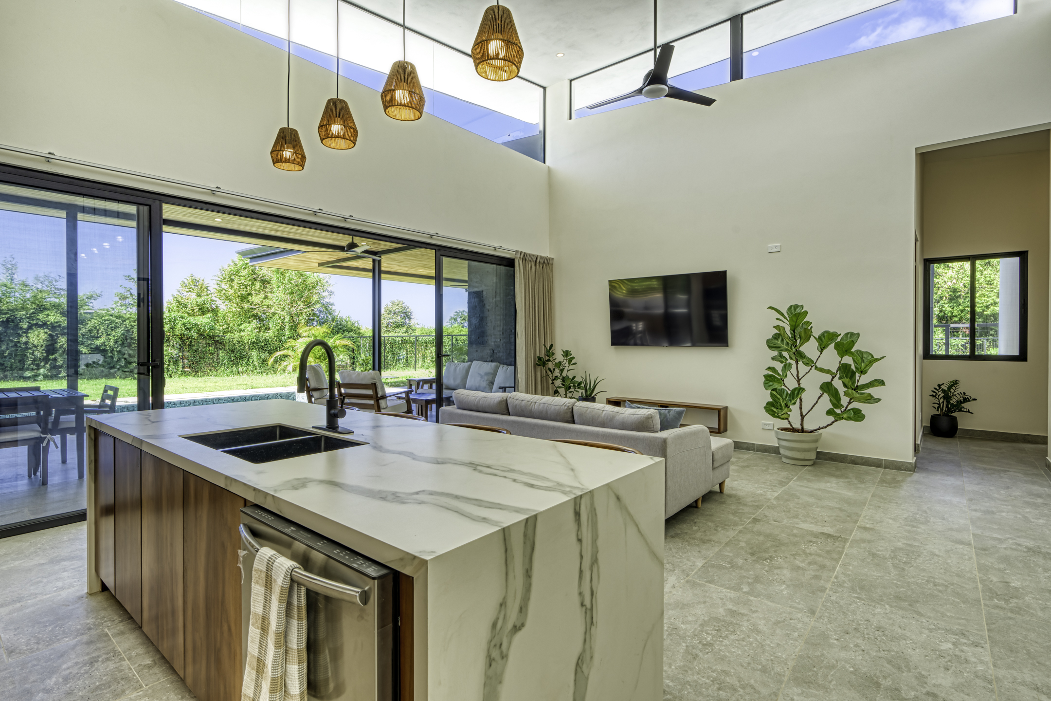 3 bed Single Family Homes For Sale in Uvita, Puntarenas - thumb 11