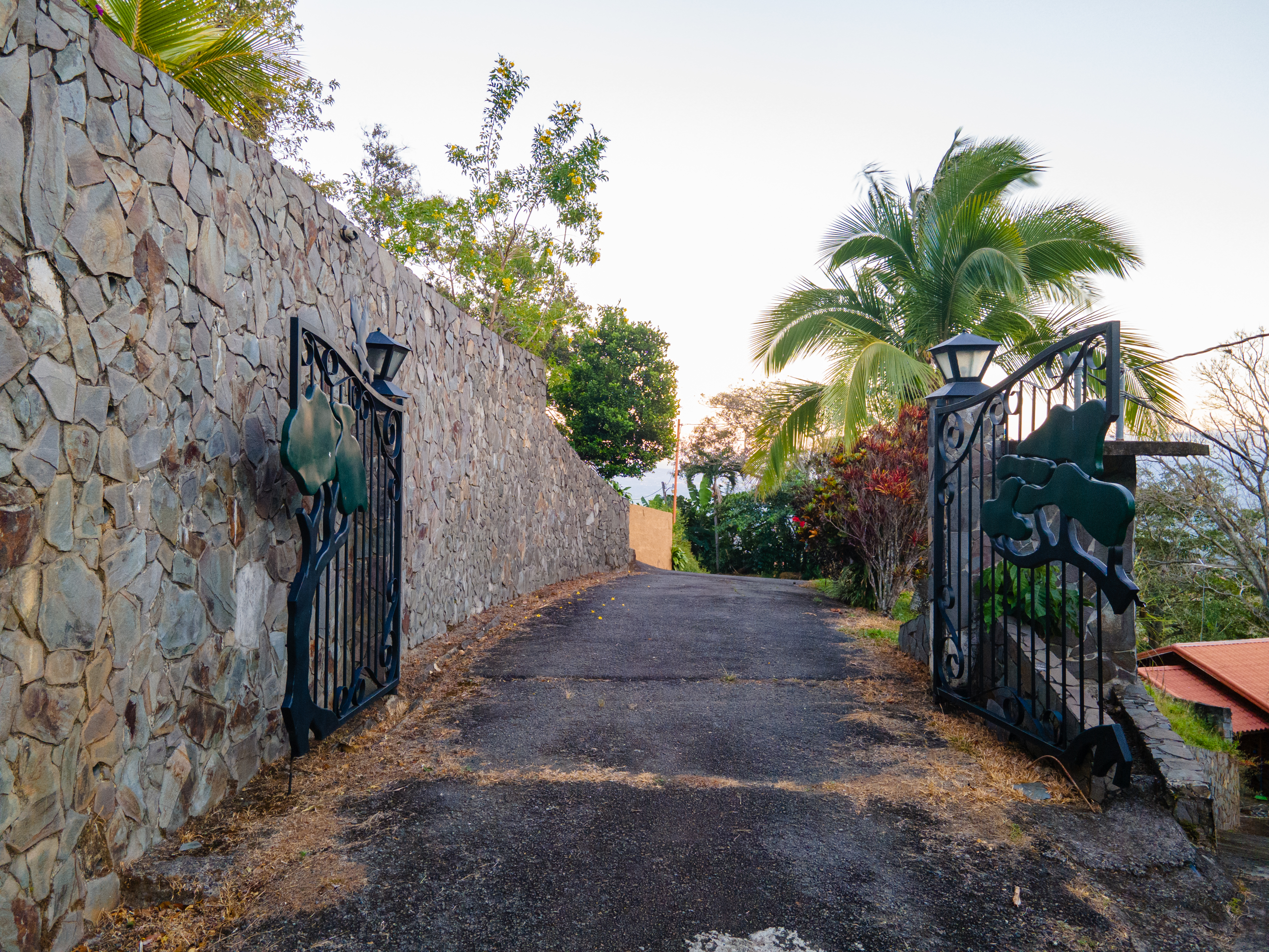 4 bed Single Family Homes For Sale in Atenas, Alajuela - thumb 15