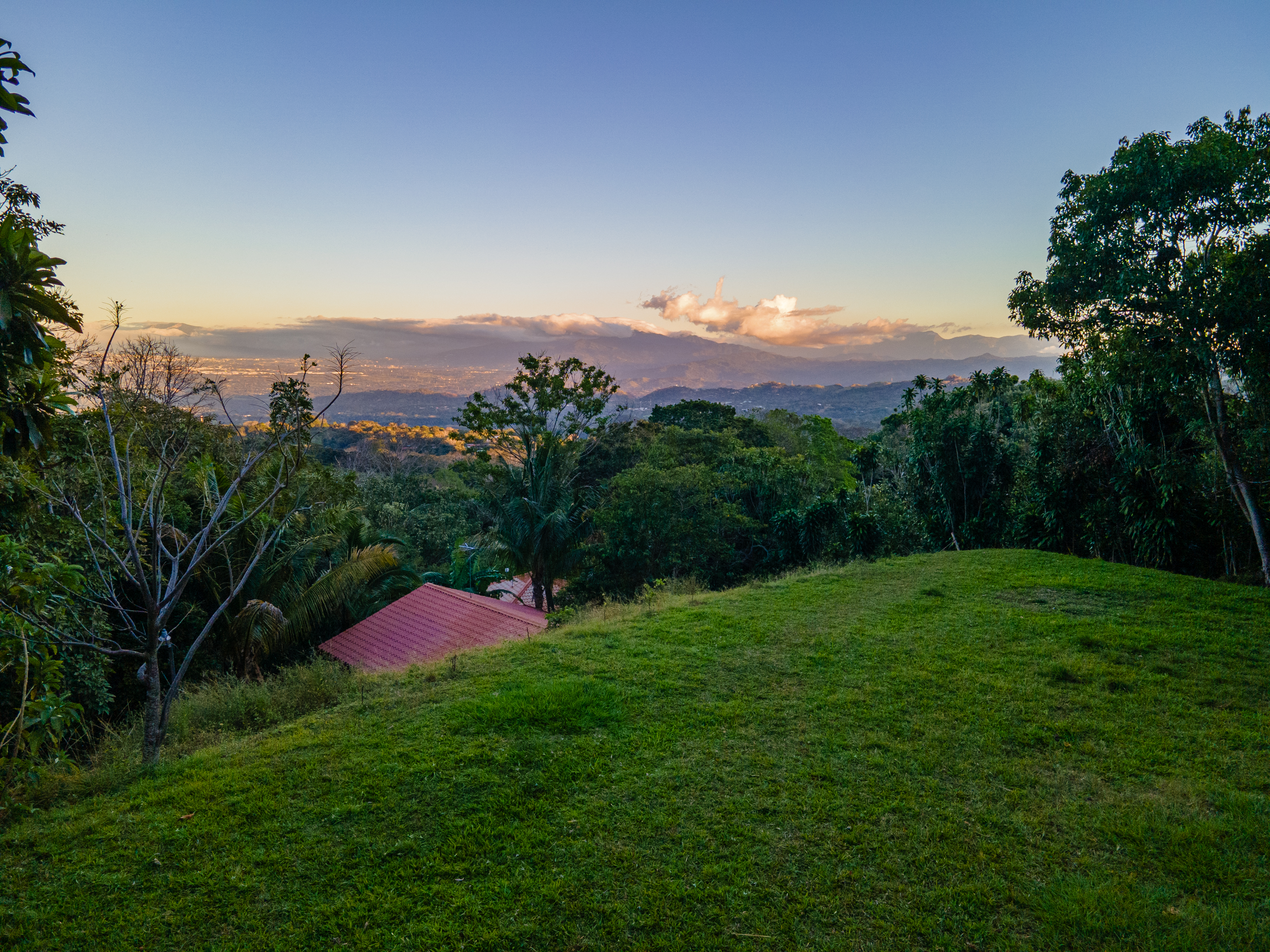 4 bed Single Family Homes For Sale in Atenas, Alajuela - thumb 10