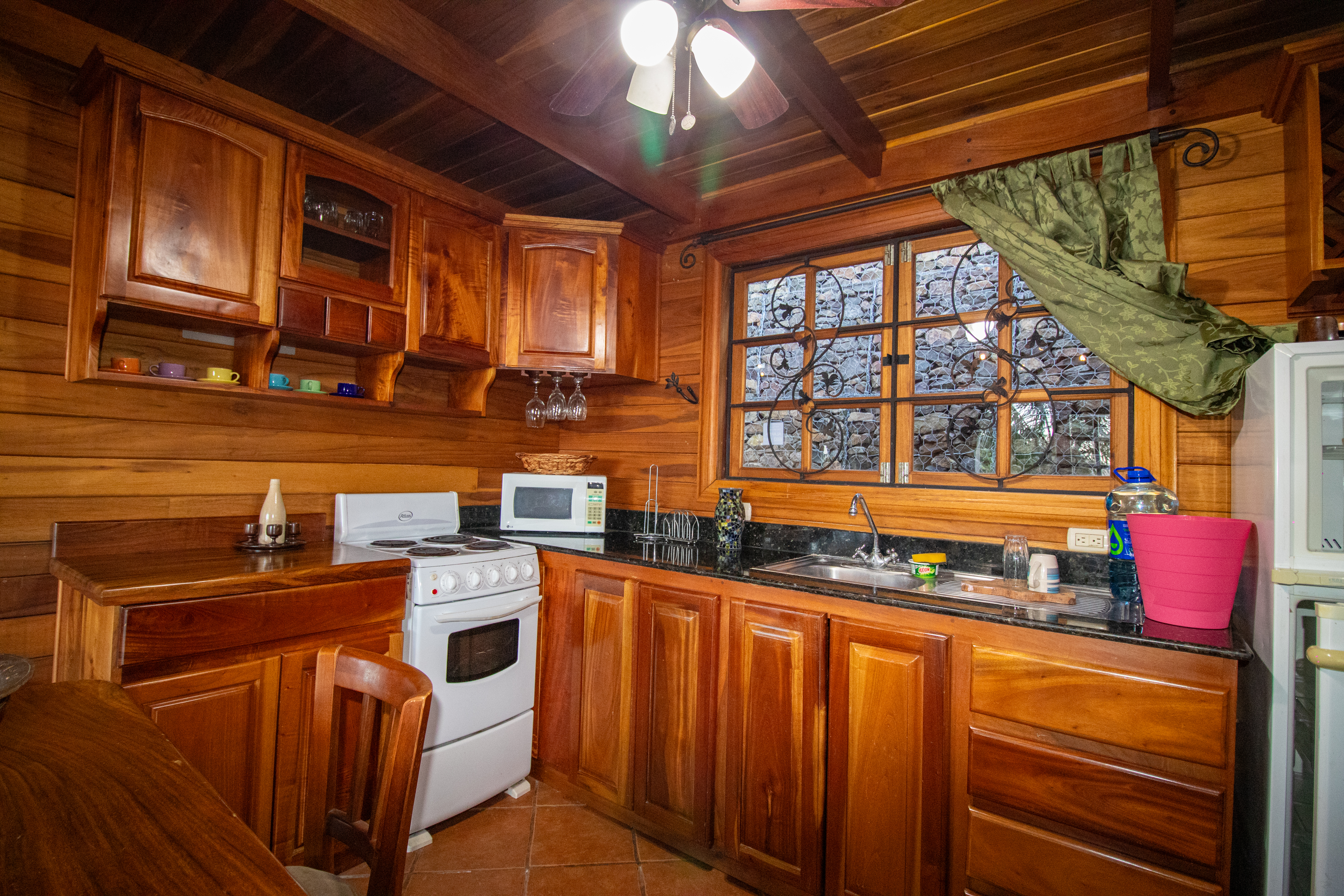 4 bed Single Family Homes For Sale in Atenas, Alajuela - thumb 25