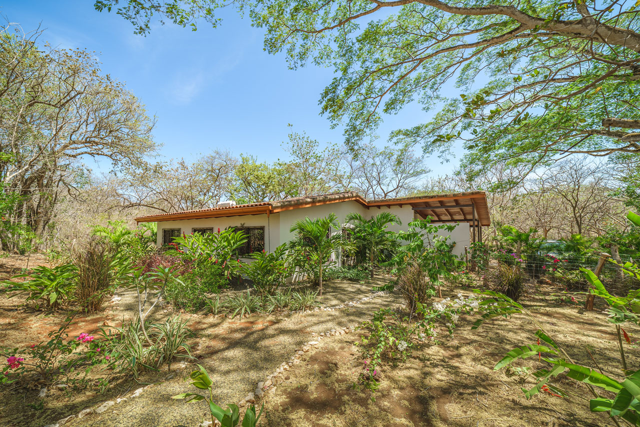 3 bed Single Family Homes For Sale in Junquillal, Guanacaste - thumb 26