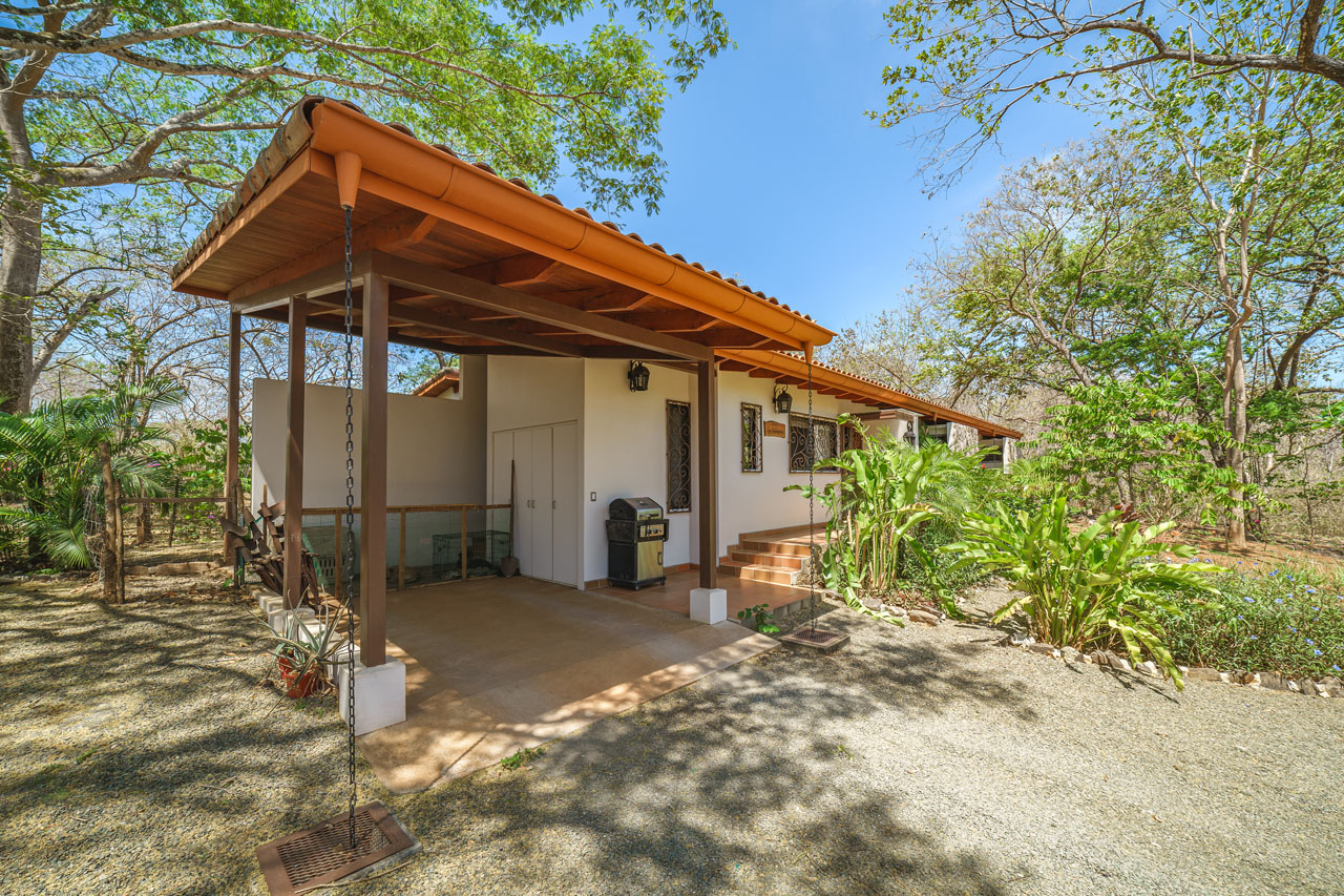 3 bed Single Family Homes For Sale in Junquillal, Guanacaste - thumb 2