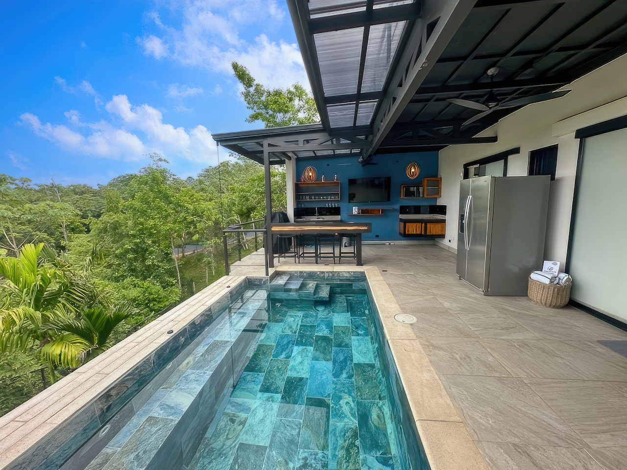 3 bed Single Family Homes For Sale in Quepos, Puntarenas - thumb 5