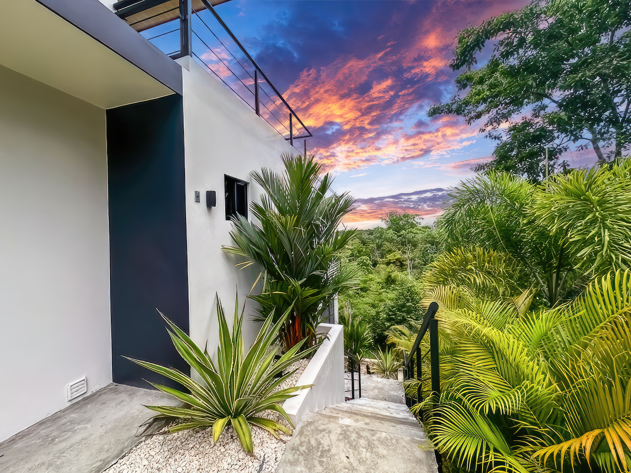 3 bed Single Family Homes For Sale in Quepos, Puntarenas - thumb 10