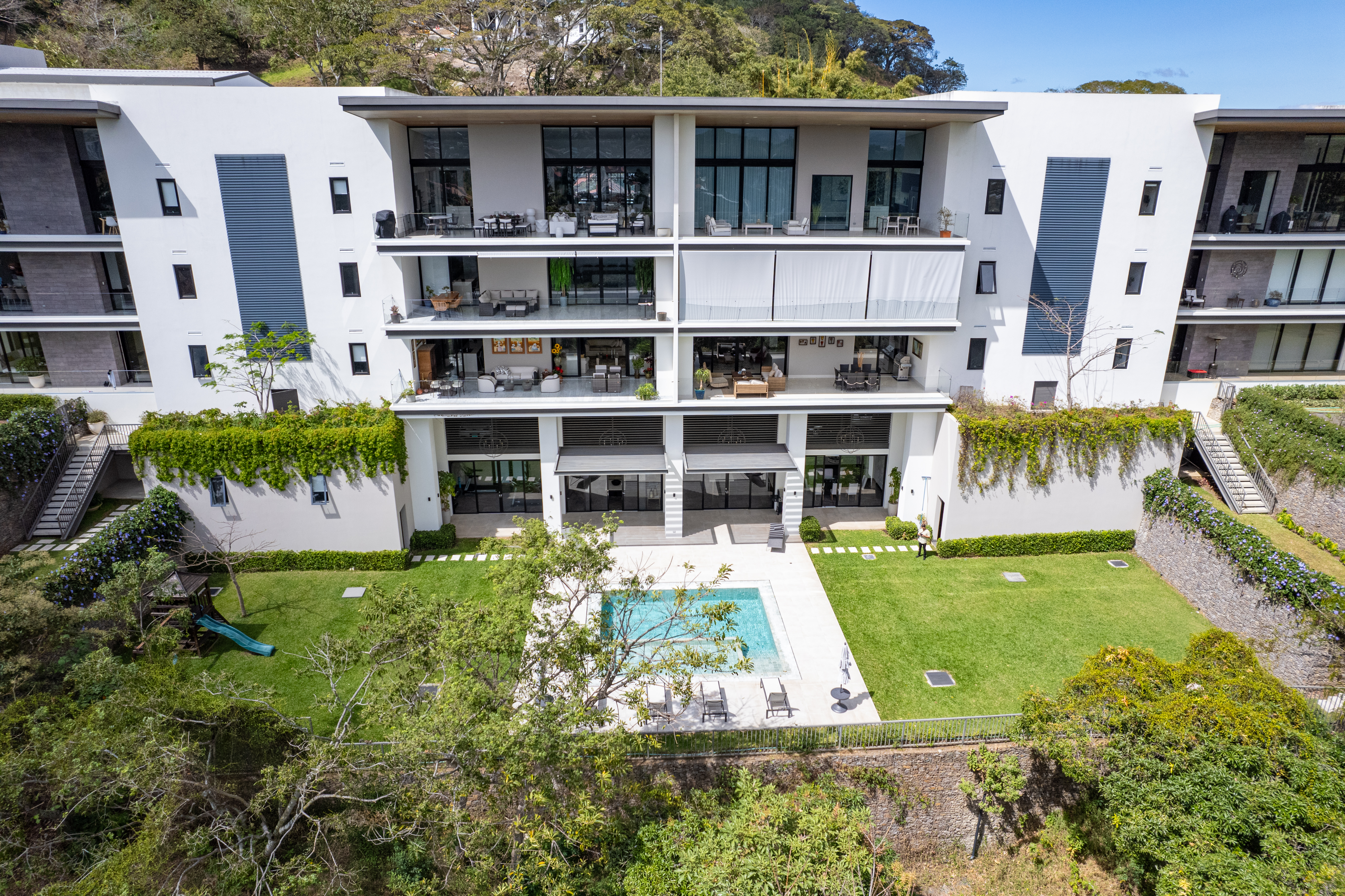 3 bed Condo For Sale in Escazu, San Jose - thumb 1