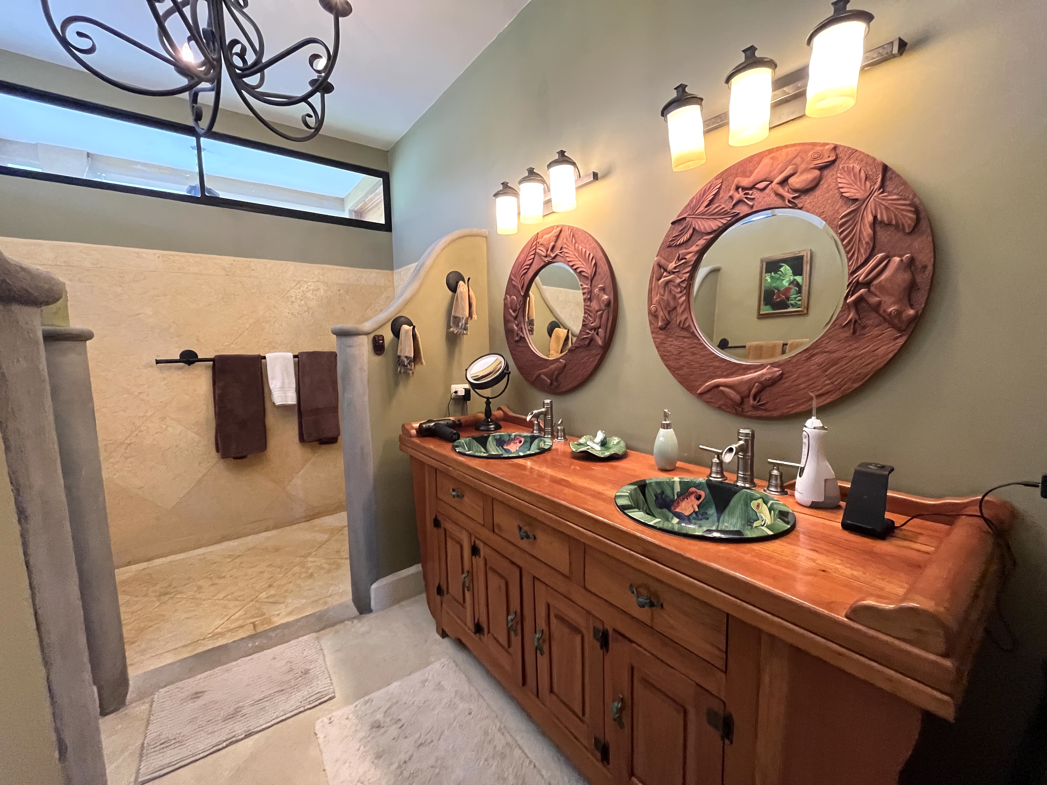 7 bed Single Family Homes For Sale in Playa Hermosa, Puntarenas - thumb 19