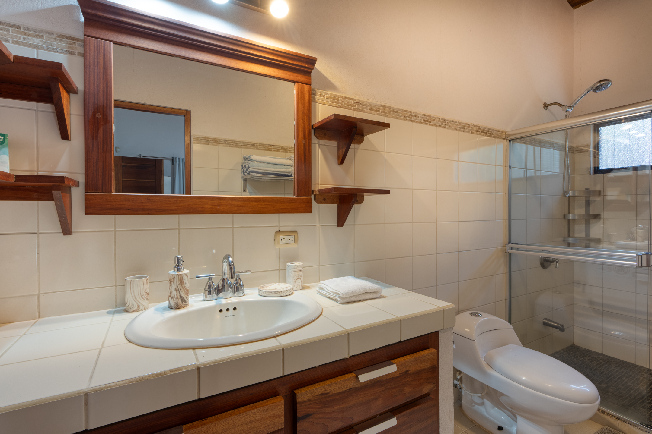 3 bed Single Family Homes For Sale in Ojochal, Puntarenas - thumb 29