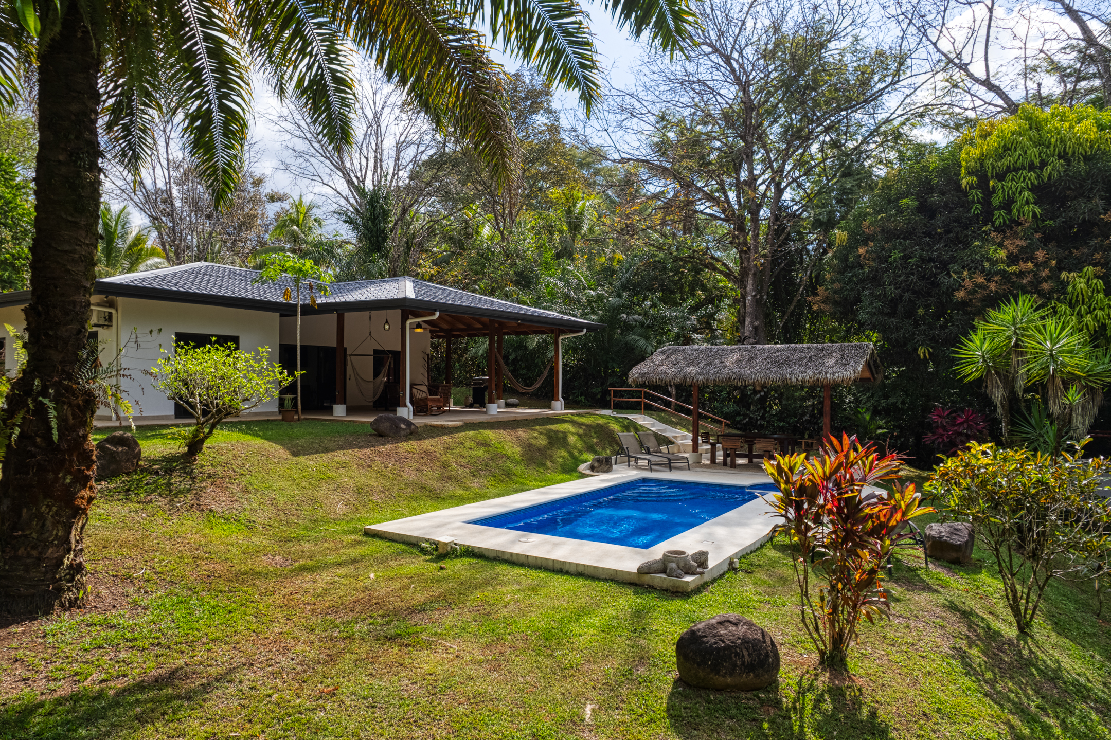 3 bed Single Family Homes For Sale in Ojochal, Puntarenas - thumb 8