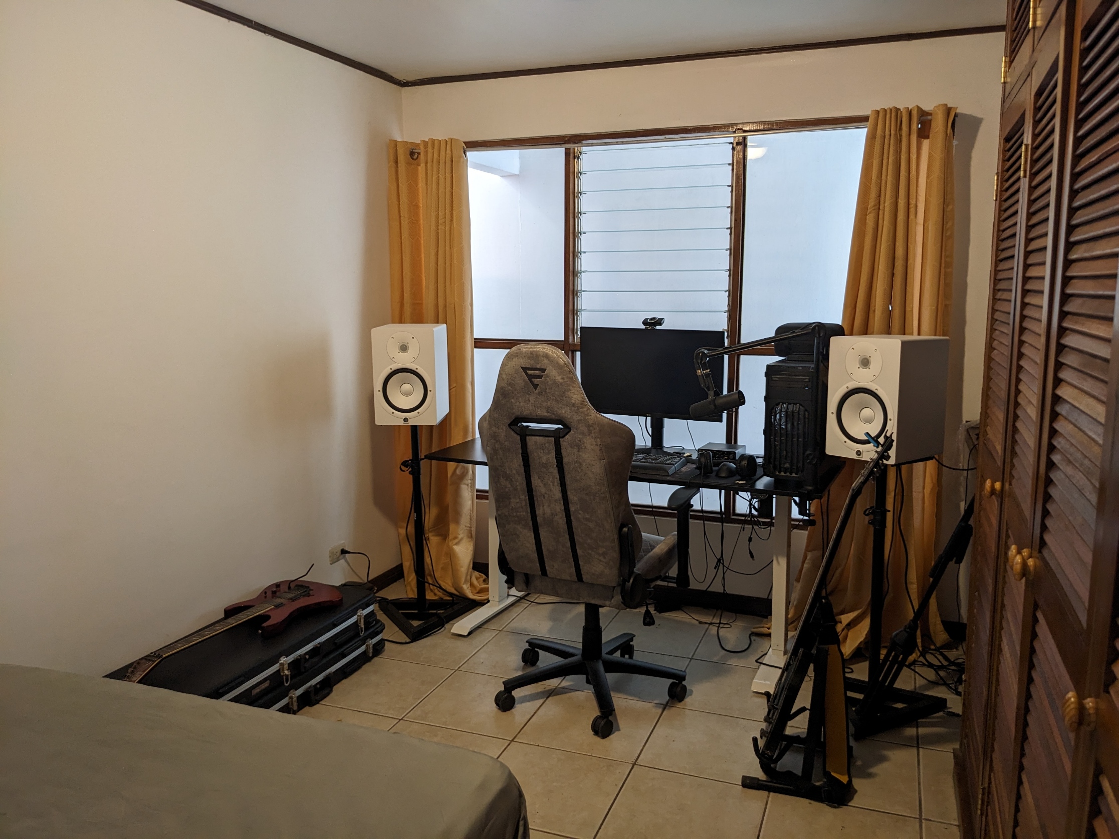 4 bed Single Family Homes For Rent in Sabanilla, San Jose - thumb 13