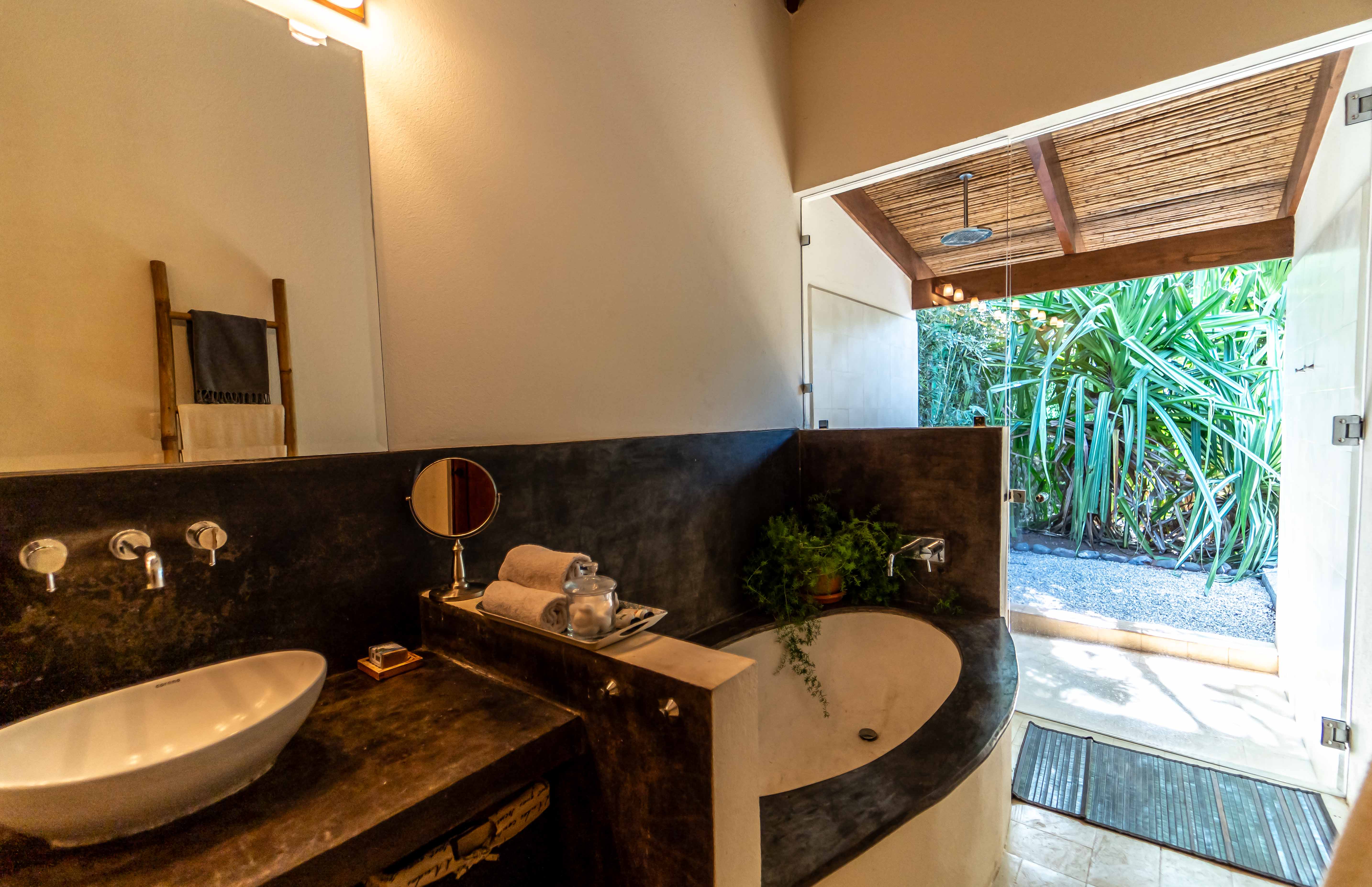 5 bed Single Family Homes For Sale in Samara, Guanacaste - thumb 17