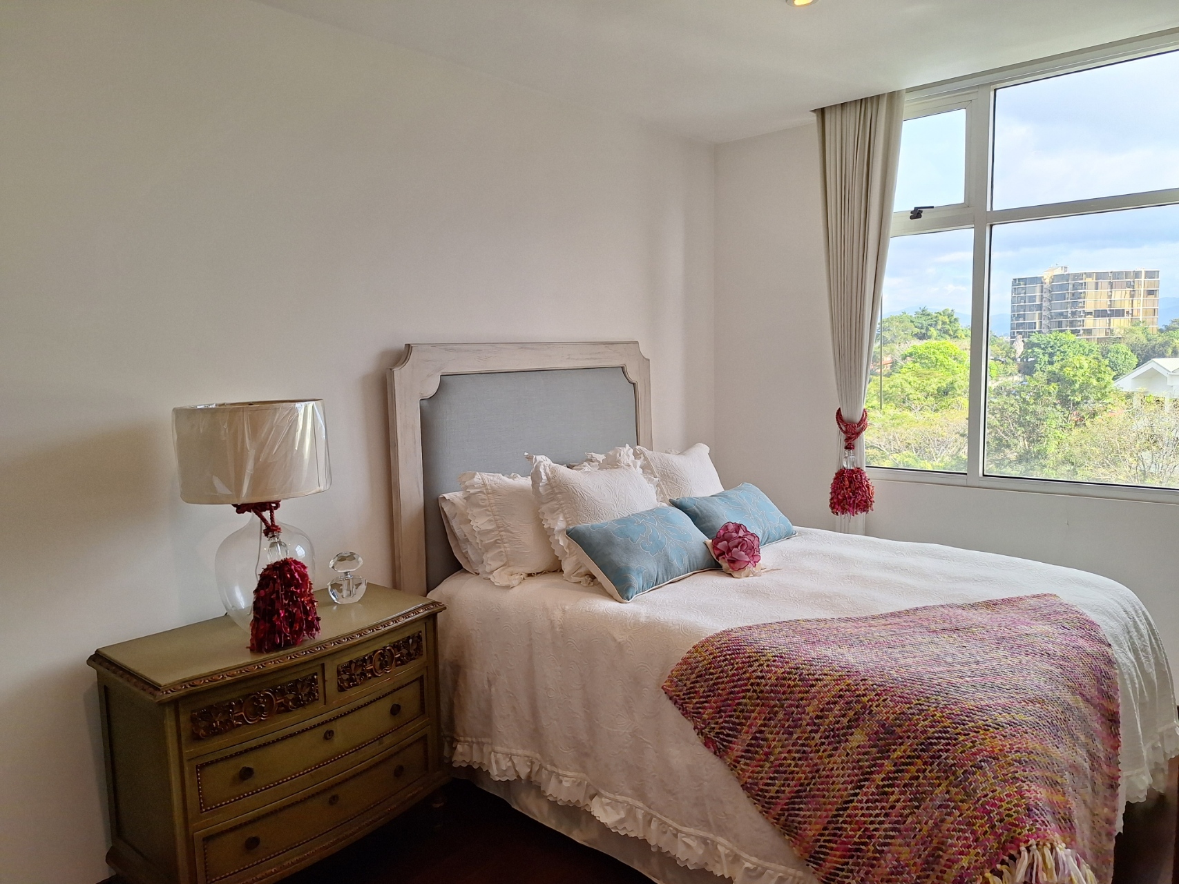 3 bed Condo For Sale in Escazu, San Jose - thumb 14