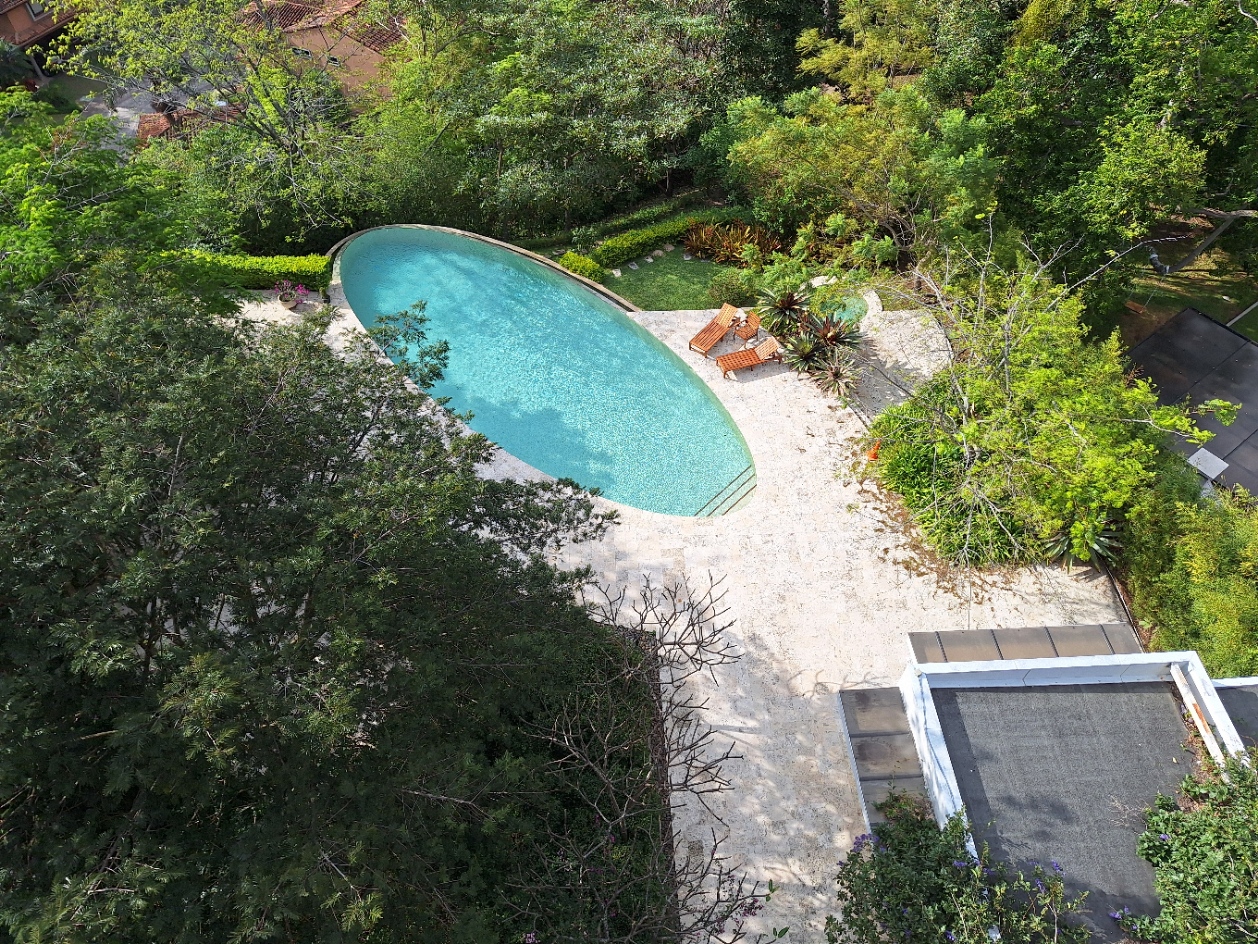 3 bed Condo For Sale in Escazu, San Jose - thumb 4