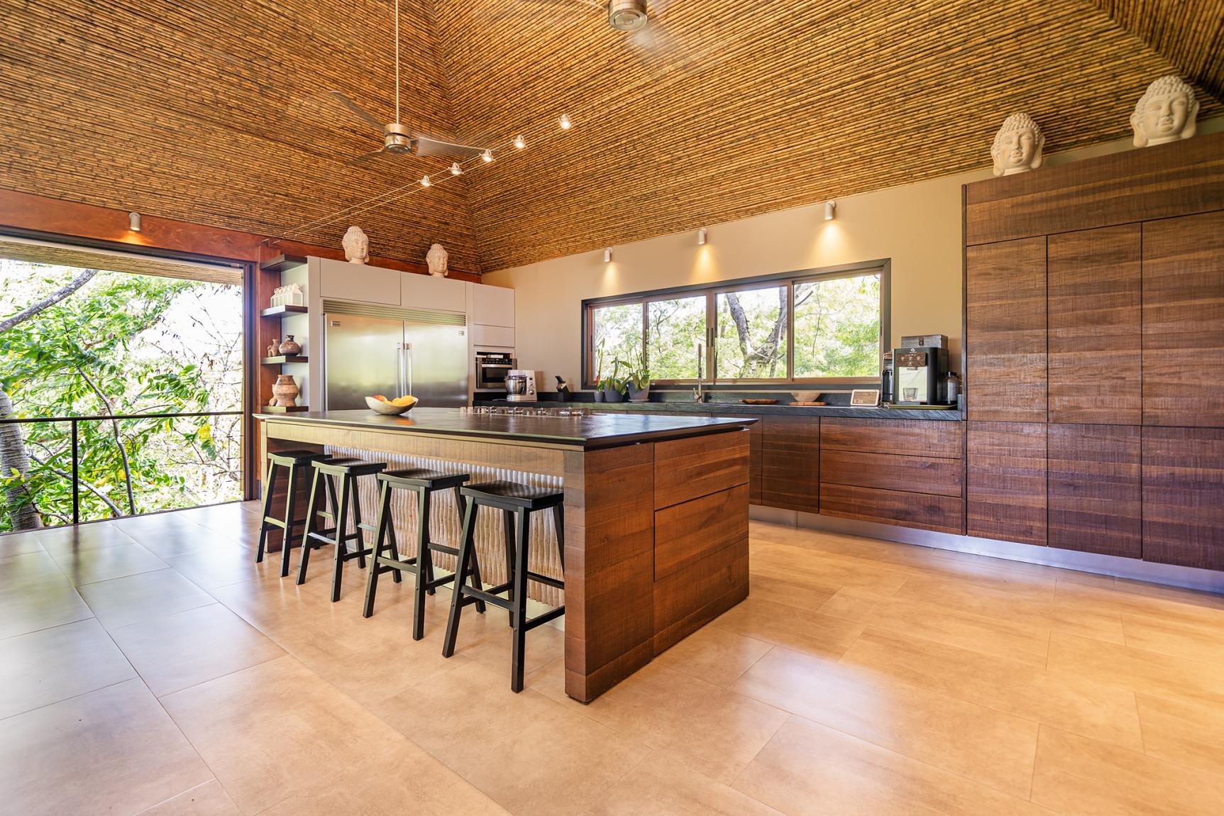 6 bed Single Family Homes For Sale in Tamarindo, Guanacaste - thumb 23