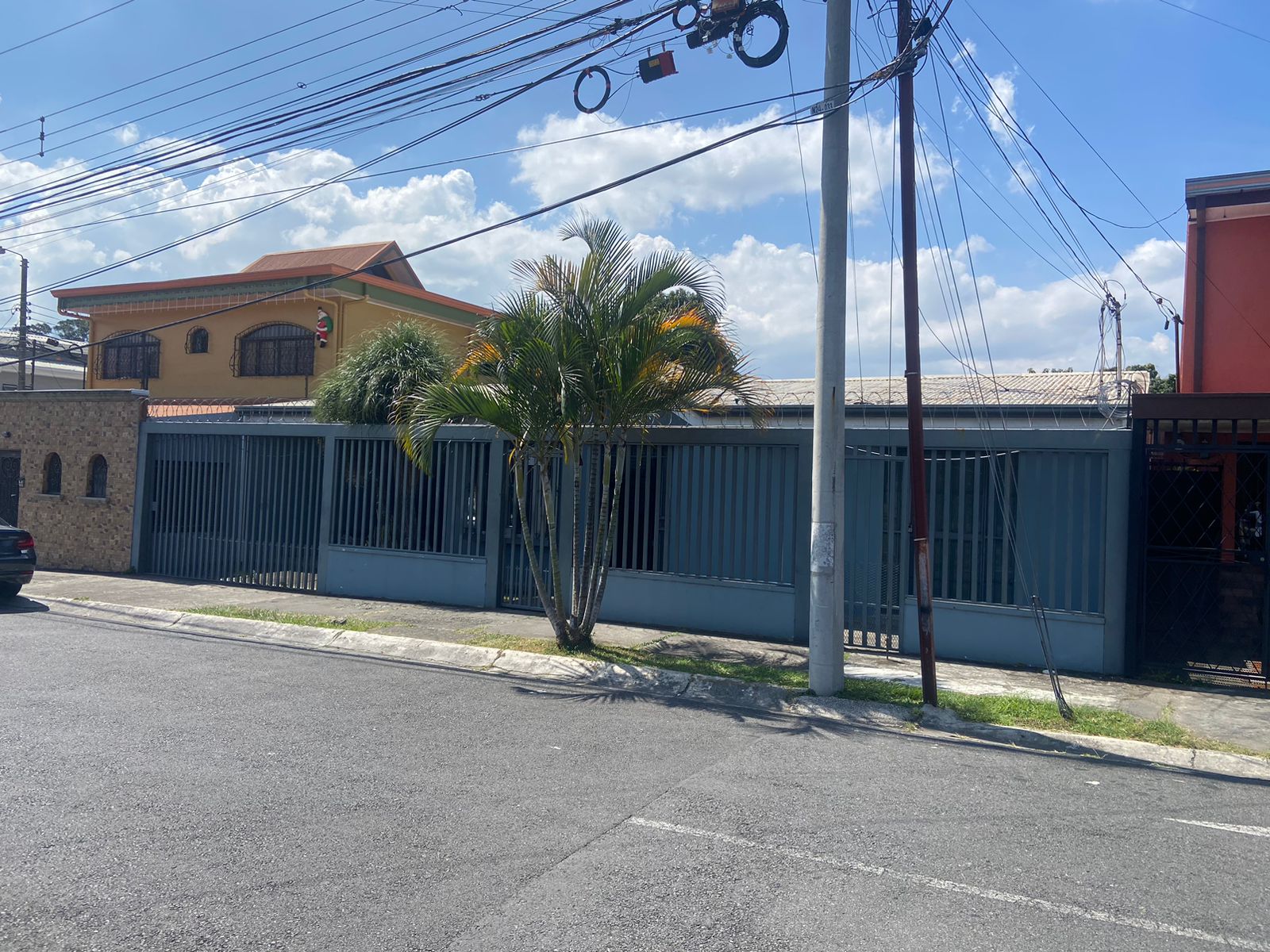 3 bed Single Family Homes For Sale in Desamparados, San Jose - thumb 2