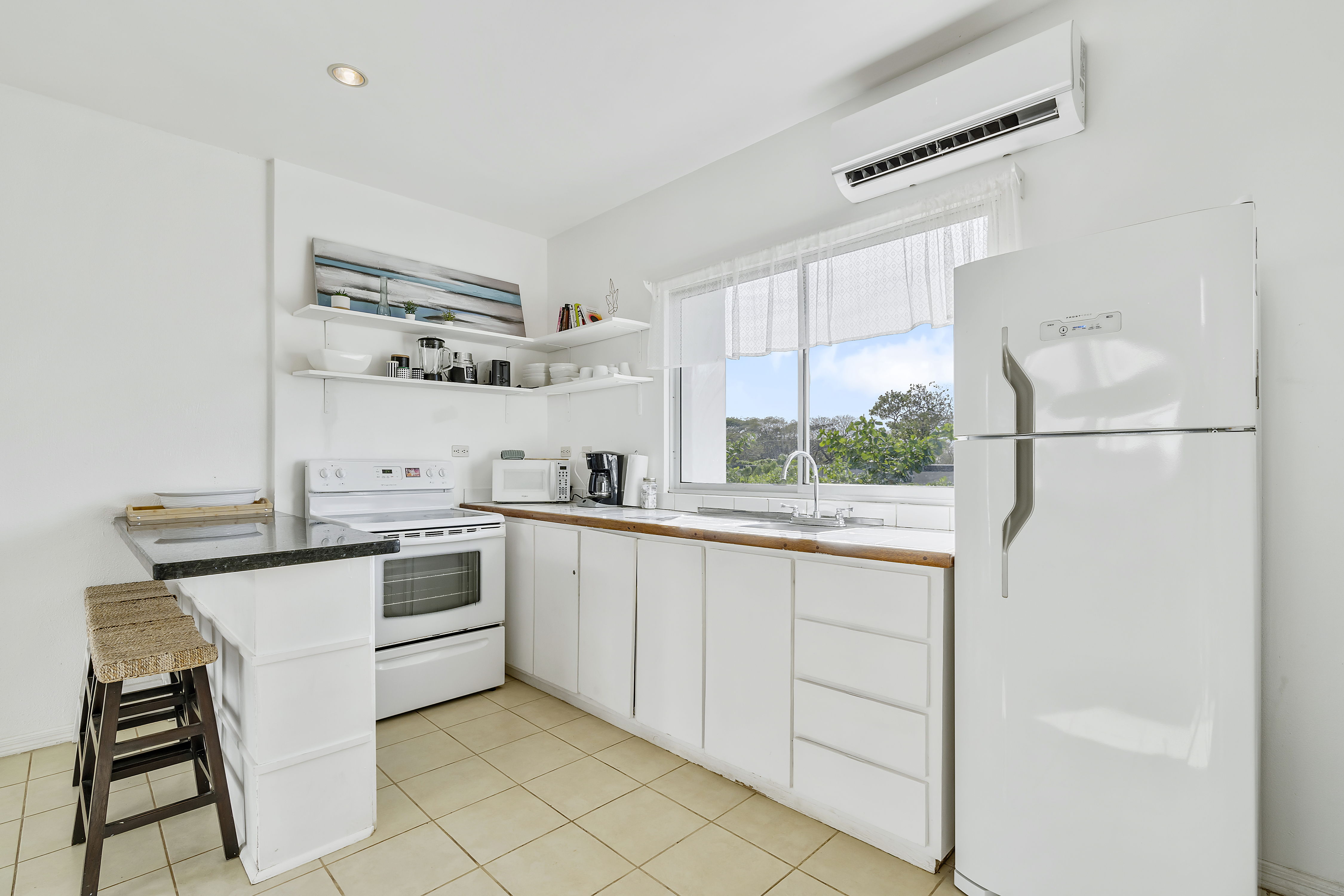 2 bed Condo For Sale in Tamarindo, Guanacaste - thumb 2