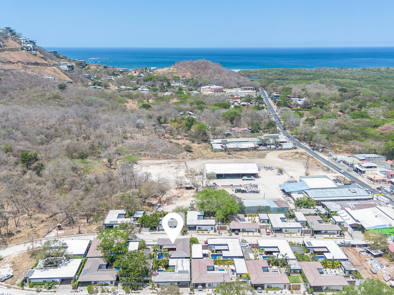 4 bed Single Family Homes For Sale in Tamarindo, Guanacaste - hero 26