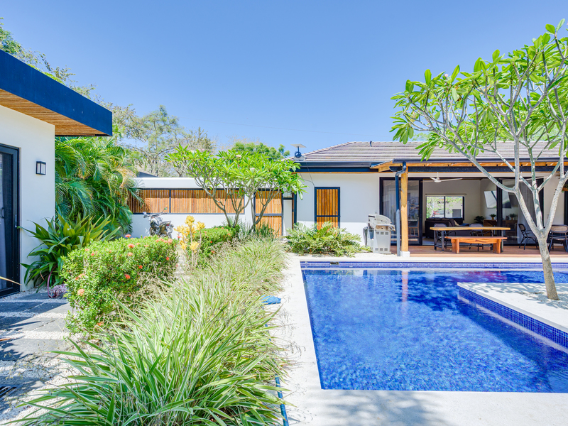 4 bed Single Family Homes For Sale in Tamarindo, Guanacaste - hero 17