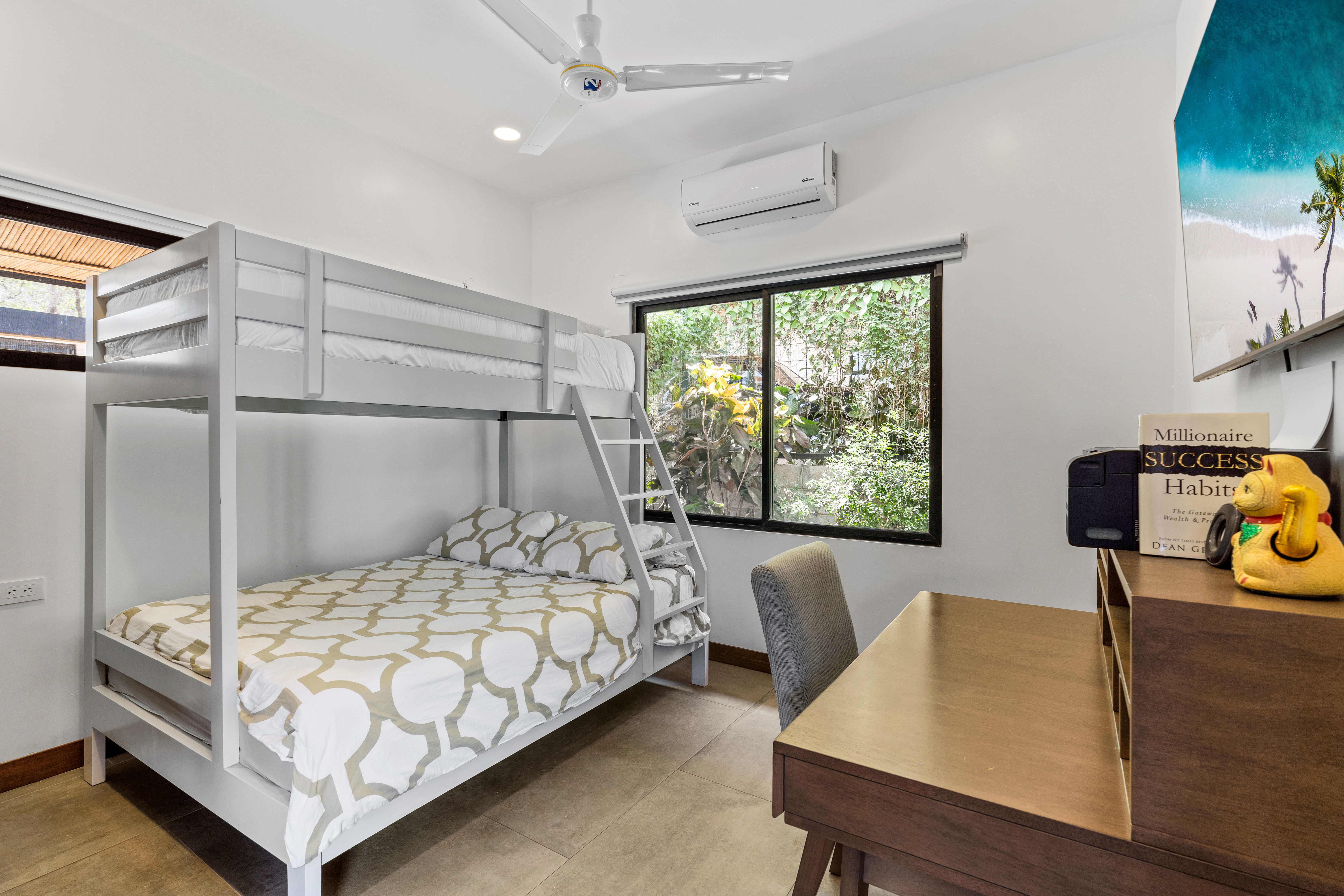 4 bed Single Family Homes For Sale in Tamarindo, Guanacaste - thumb 18