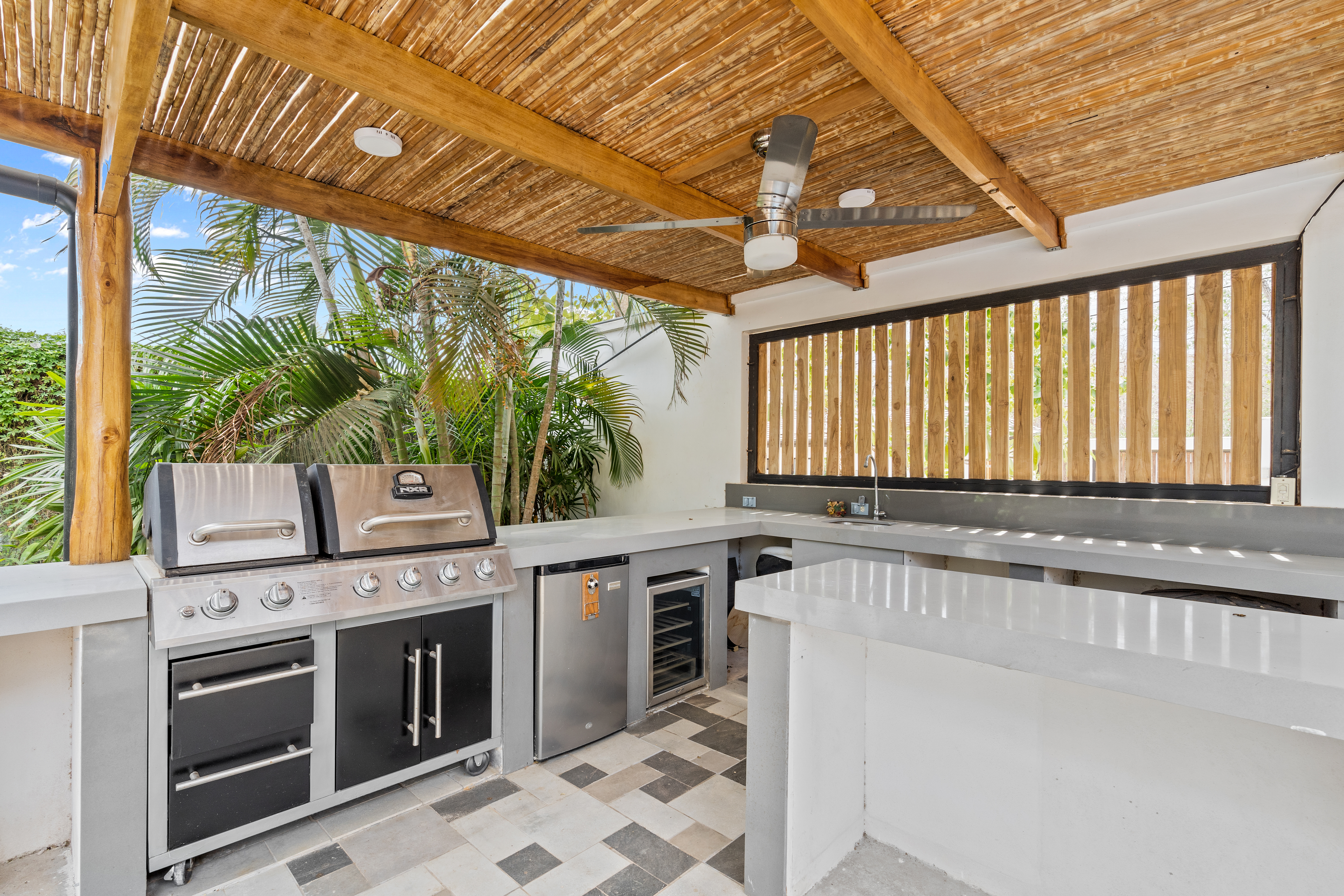 4 bed Single Family Homes For Sale in Tamarindo, Guanacaste - thumb 23