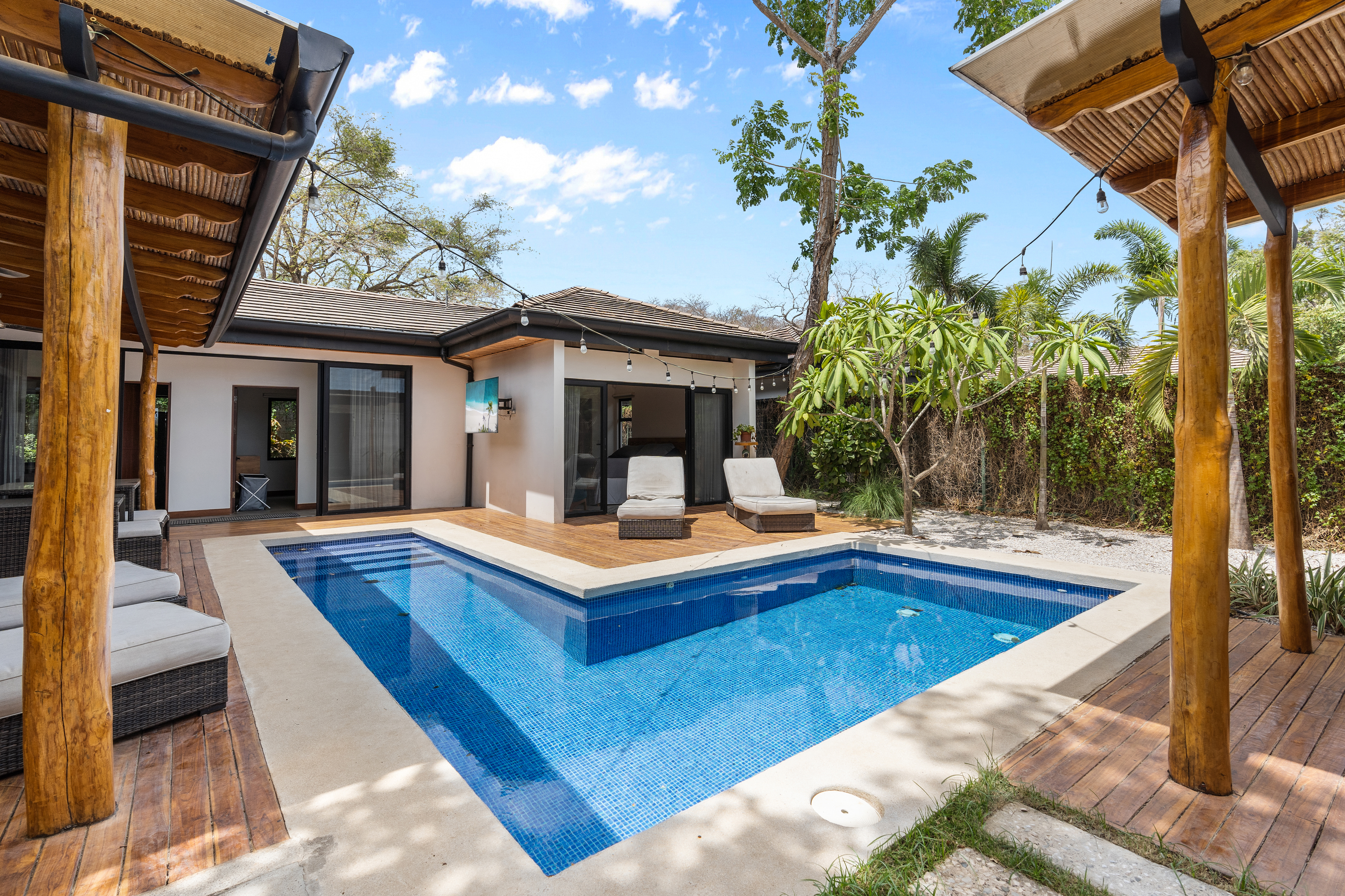 4 bed Single Family Homes For Sale in Tamarindo, Guanacaste - thumb 27